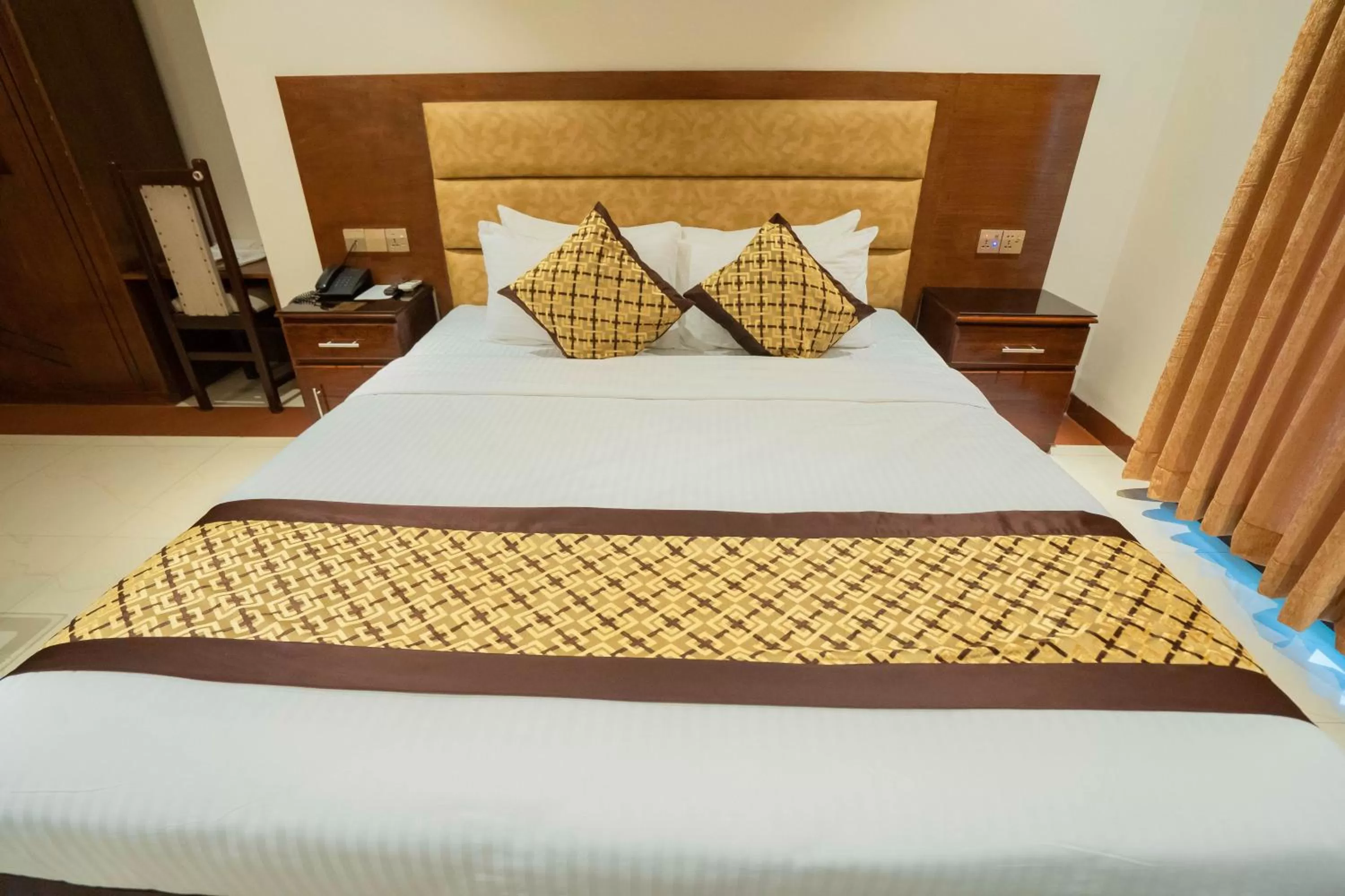 Bed in Central Inn Dhaka City Centre