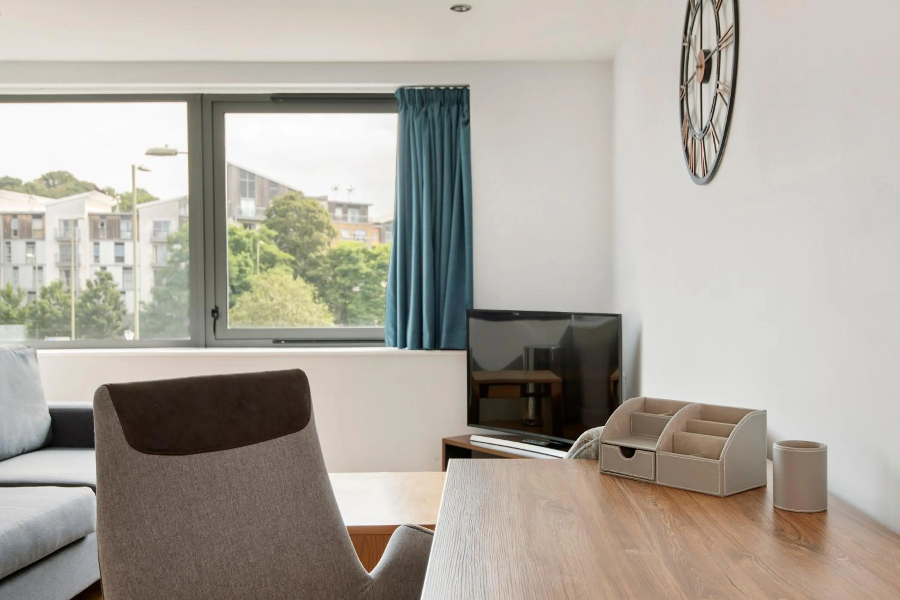 Living room in HQ Aparthotel Farnborough