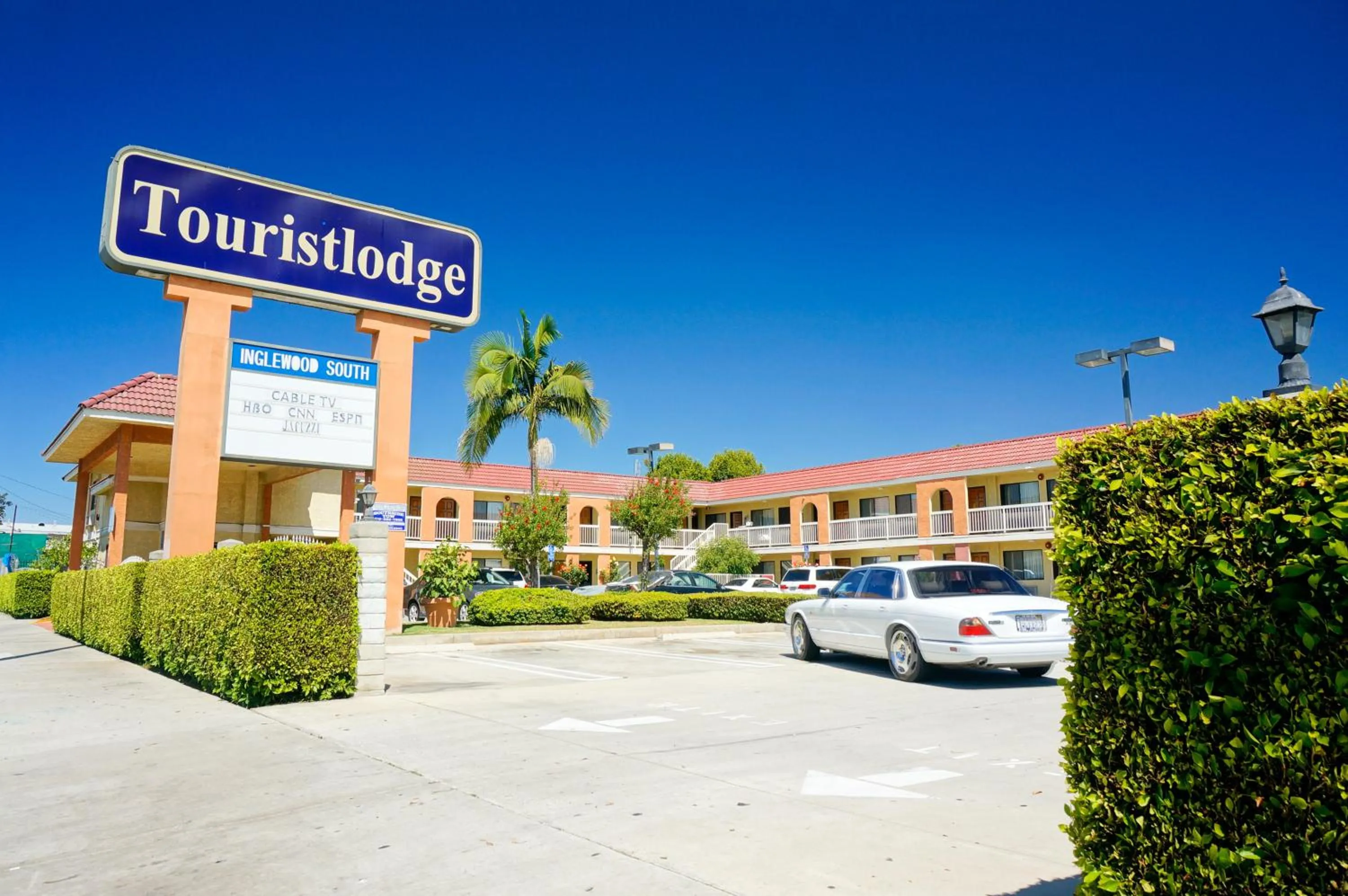 Facade/entrance in Touristlodge