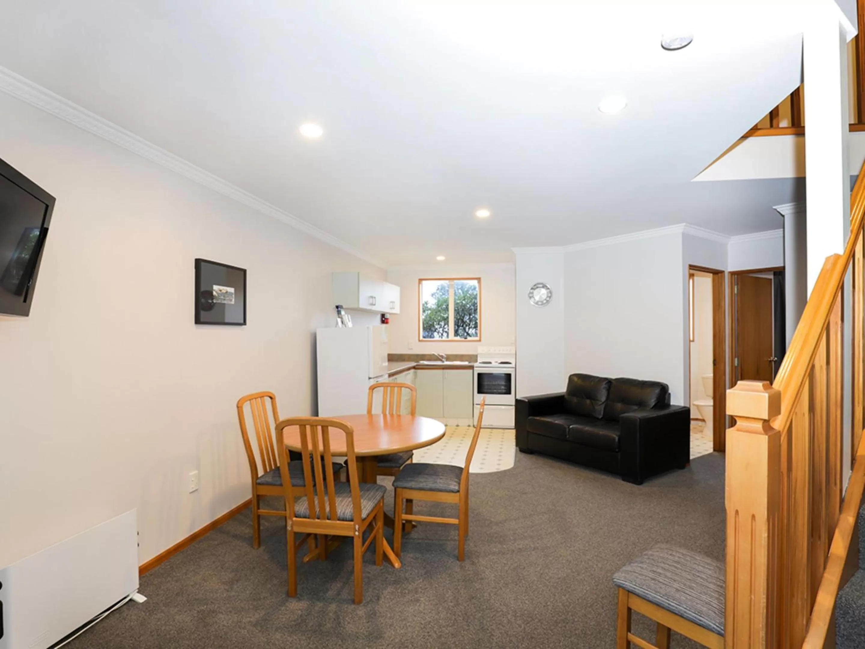 Dining area in ASURE Chelsea Gateway Motor Lodge