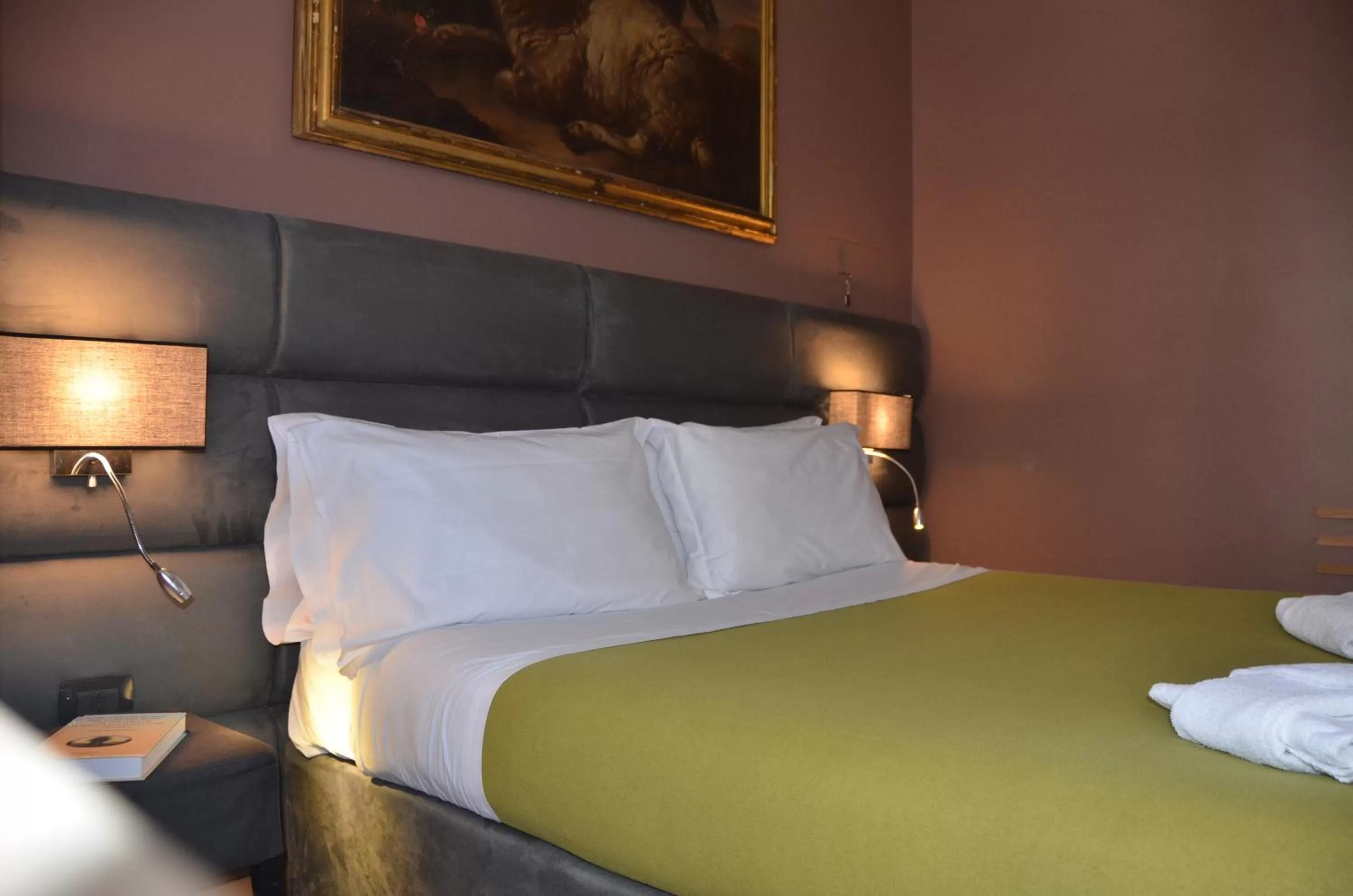 Bed in Sweet Home Parioli