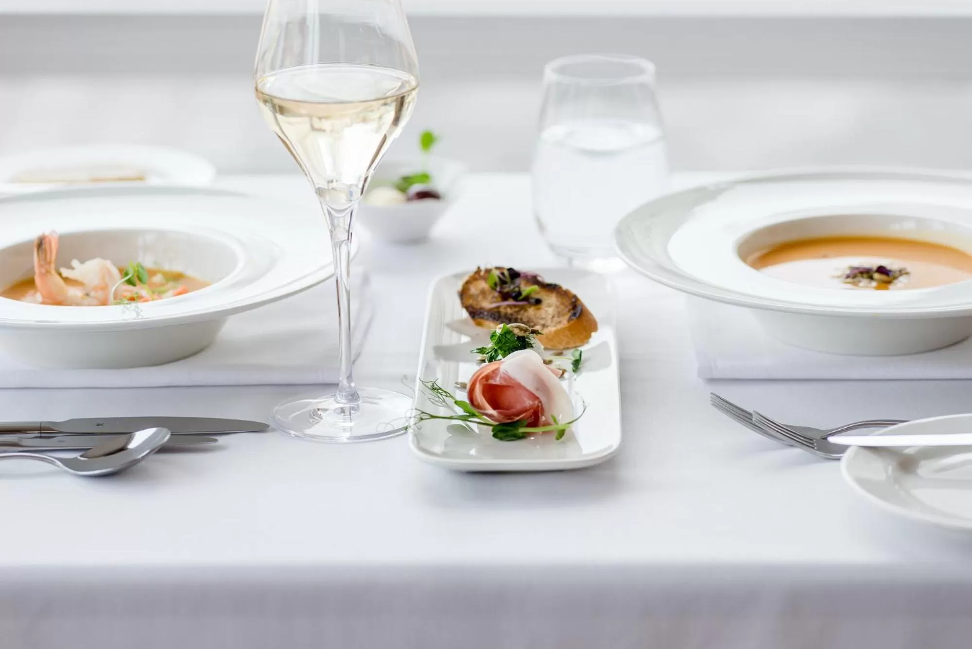 Restaurant/places to eat in Artis Centrum Hotels