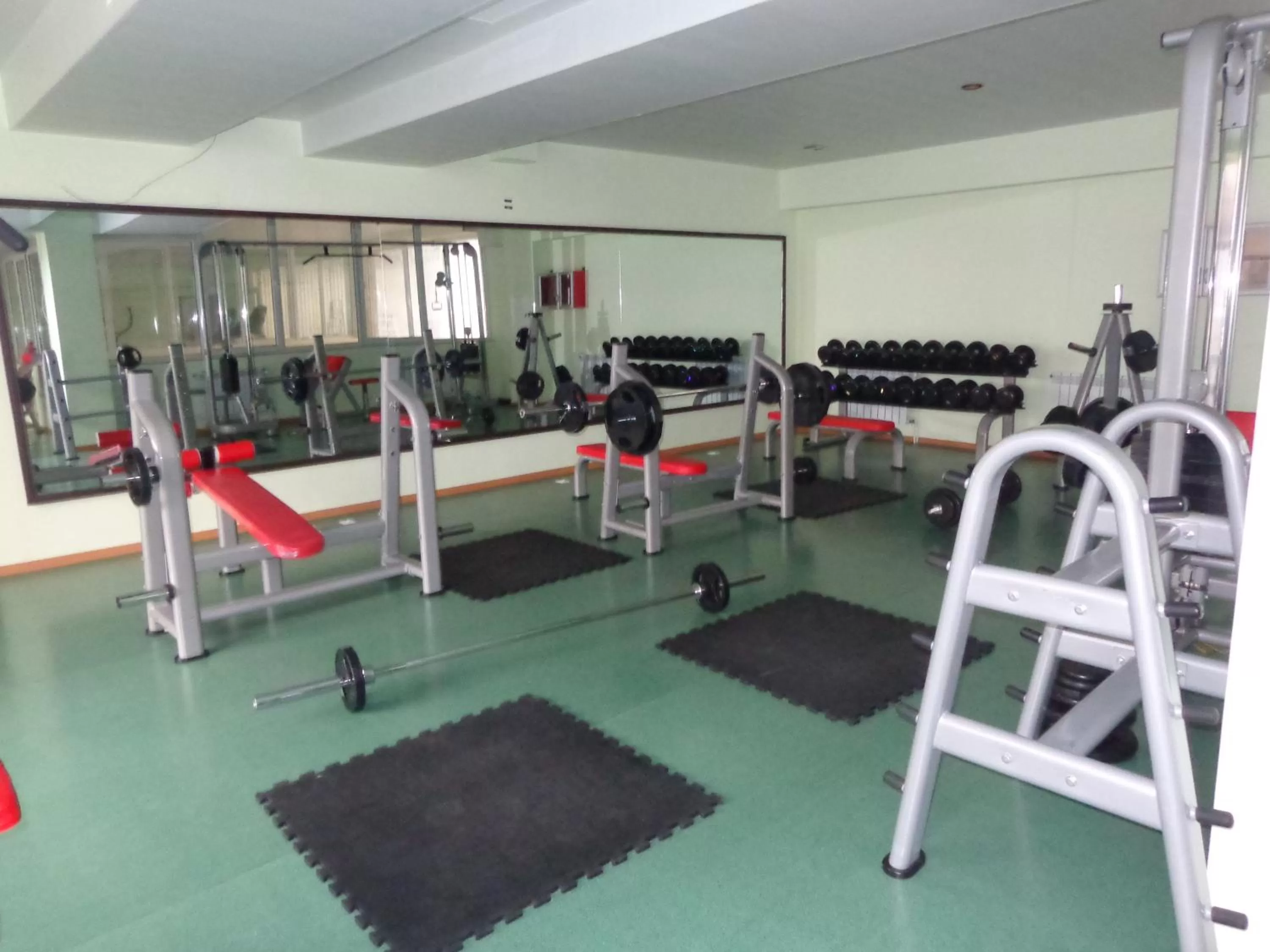 Fitness centre/facilities in Diana Hotel