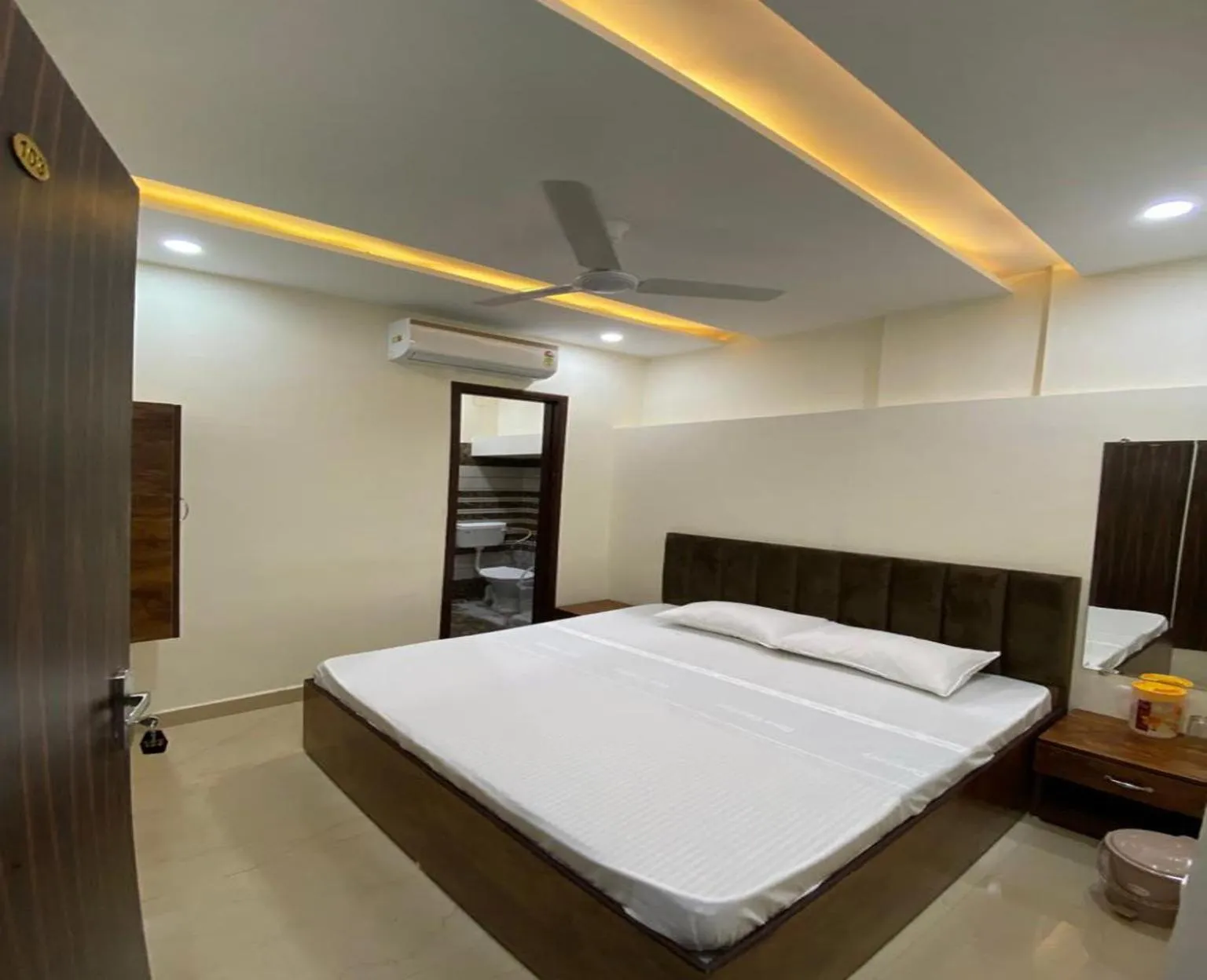 Photo of the whole room, Bed in Naman Homestay