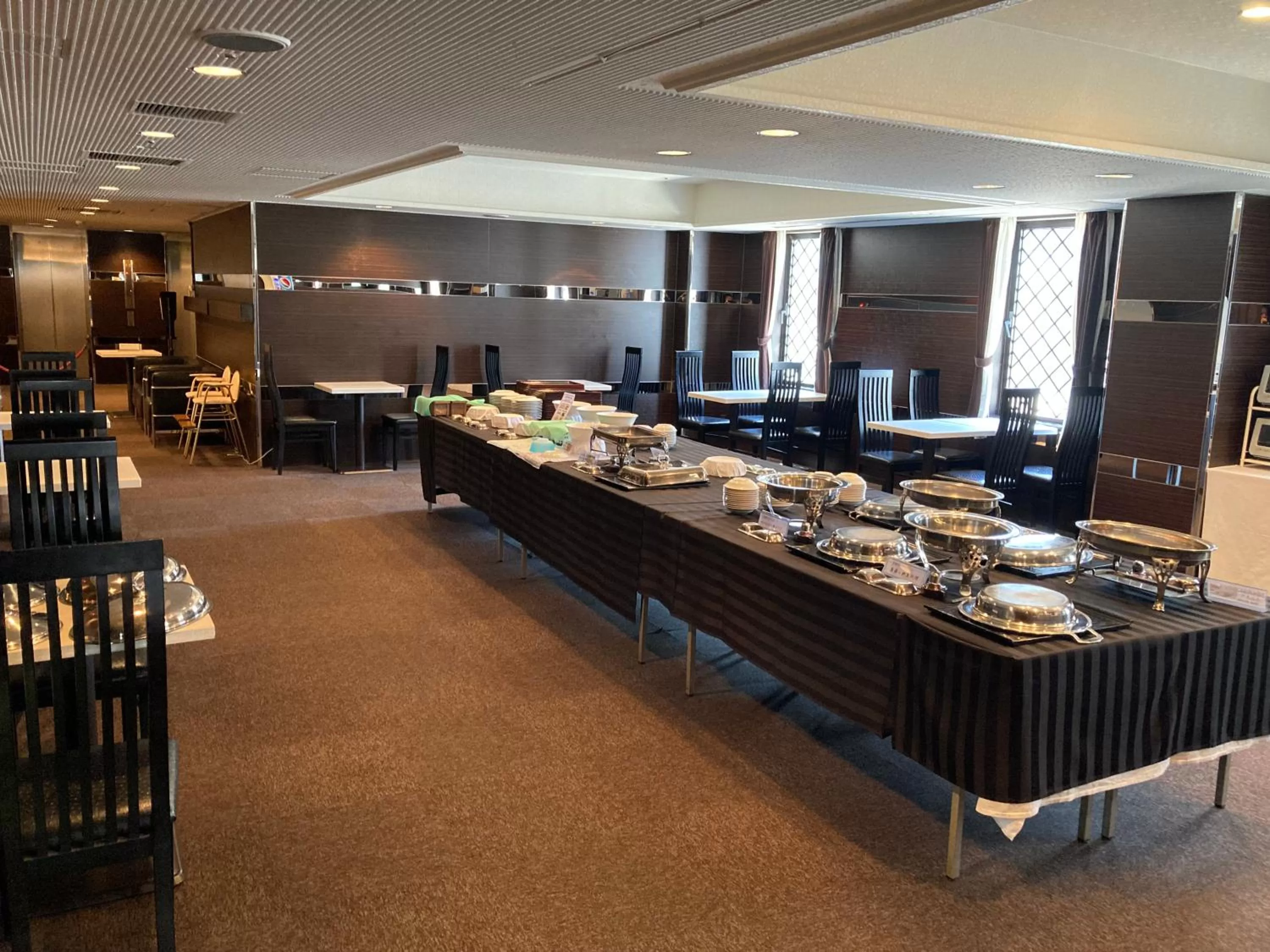 Restaurant/places to eat in Oita Regal Hotel