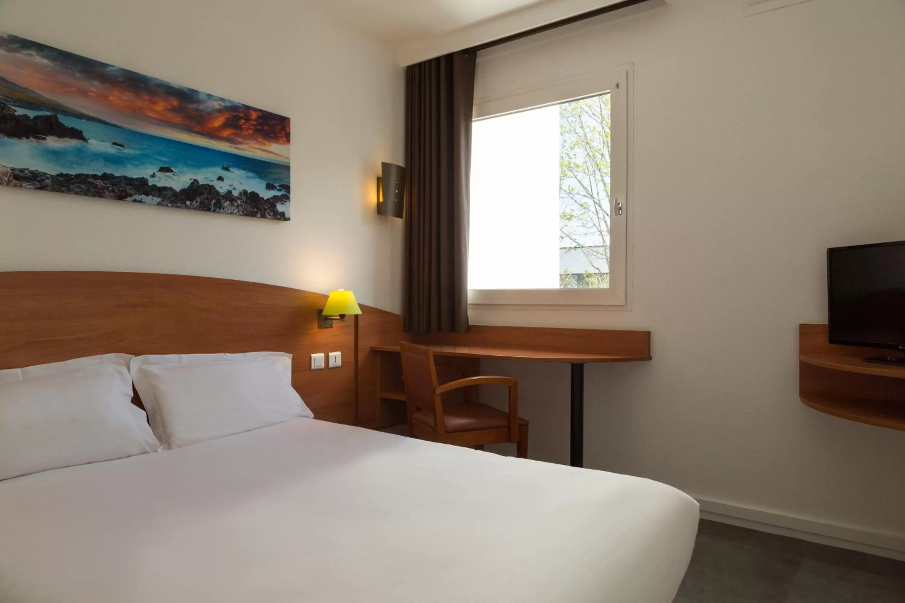 Bed in Hôtel Agora, Nantes Ouest