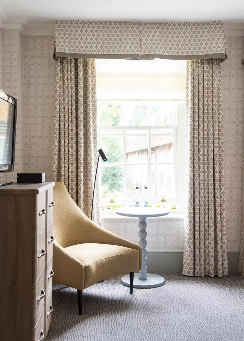 Seating area in Bush Hotel Farnham