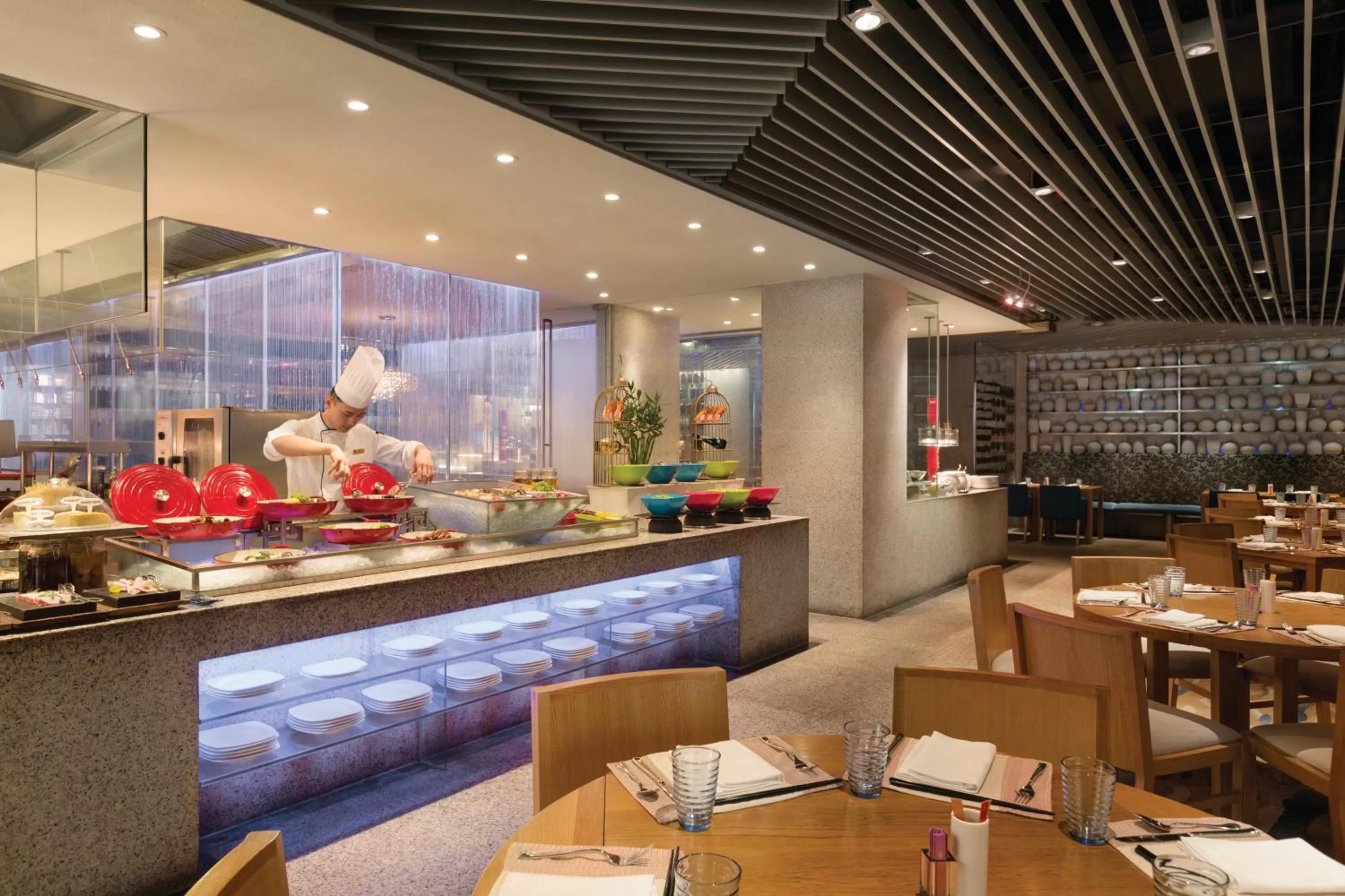 Restaurant/places to eat in Shangri-La Qingdao - May Fourth Square