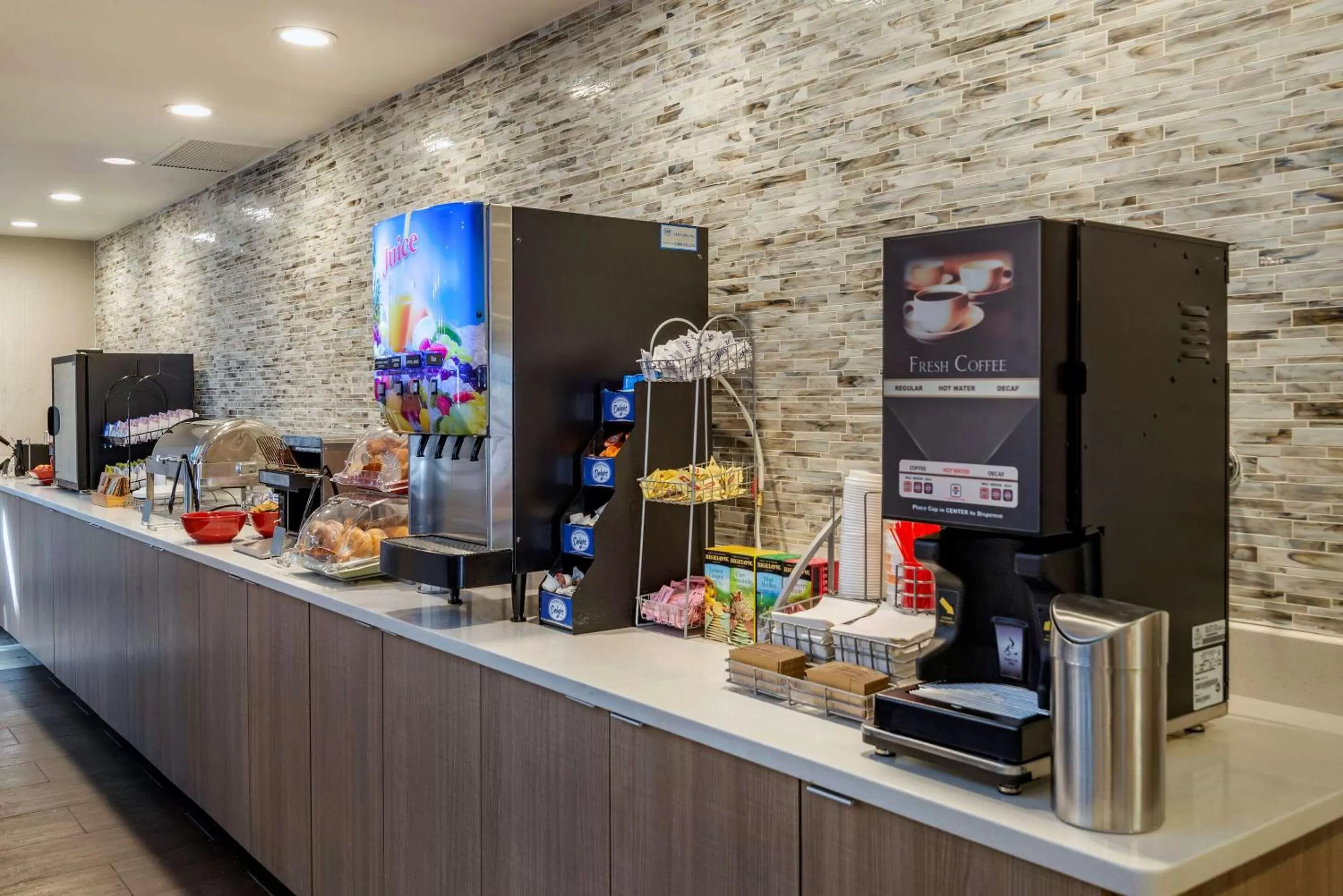 Restaurant/places to eat in Comfort Suites Alpharetta-Roswell - Atlanta Area