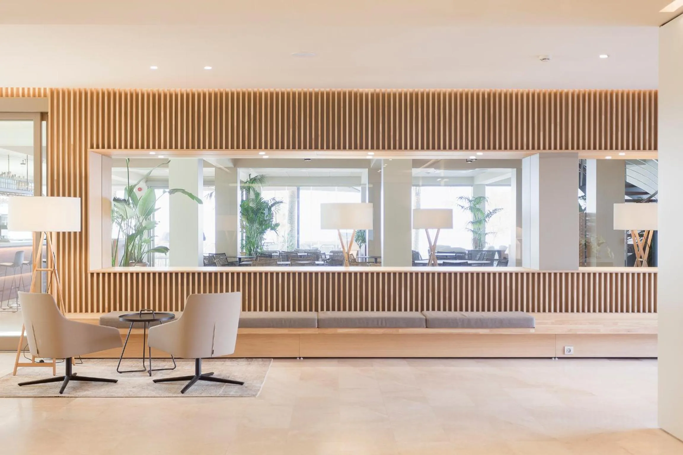 Lobby or reception in Hotel Maritim 4 Superior