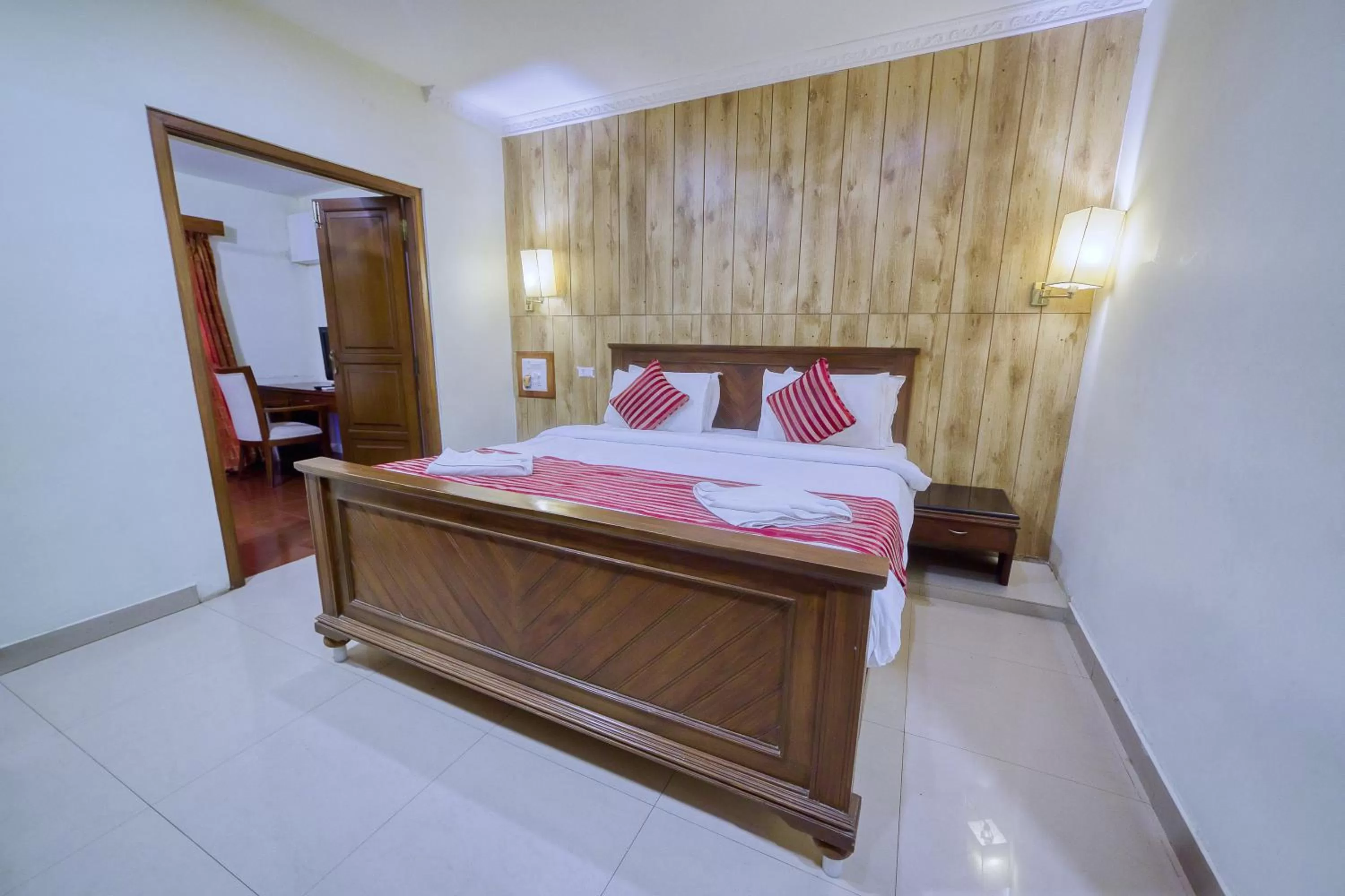 Bed in HOTEL WINDSOR CASTLE