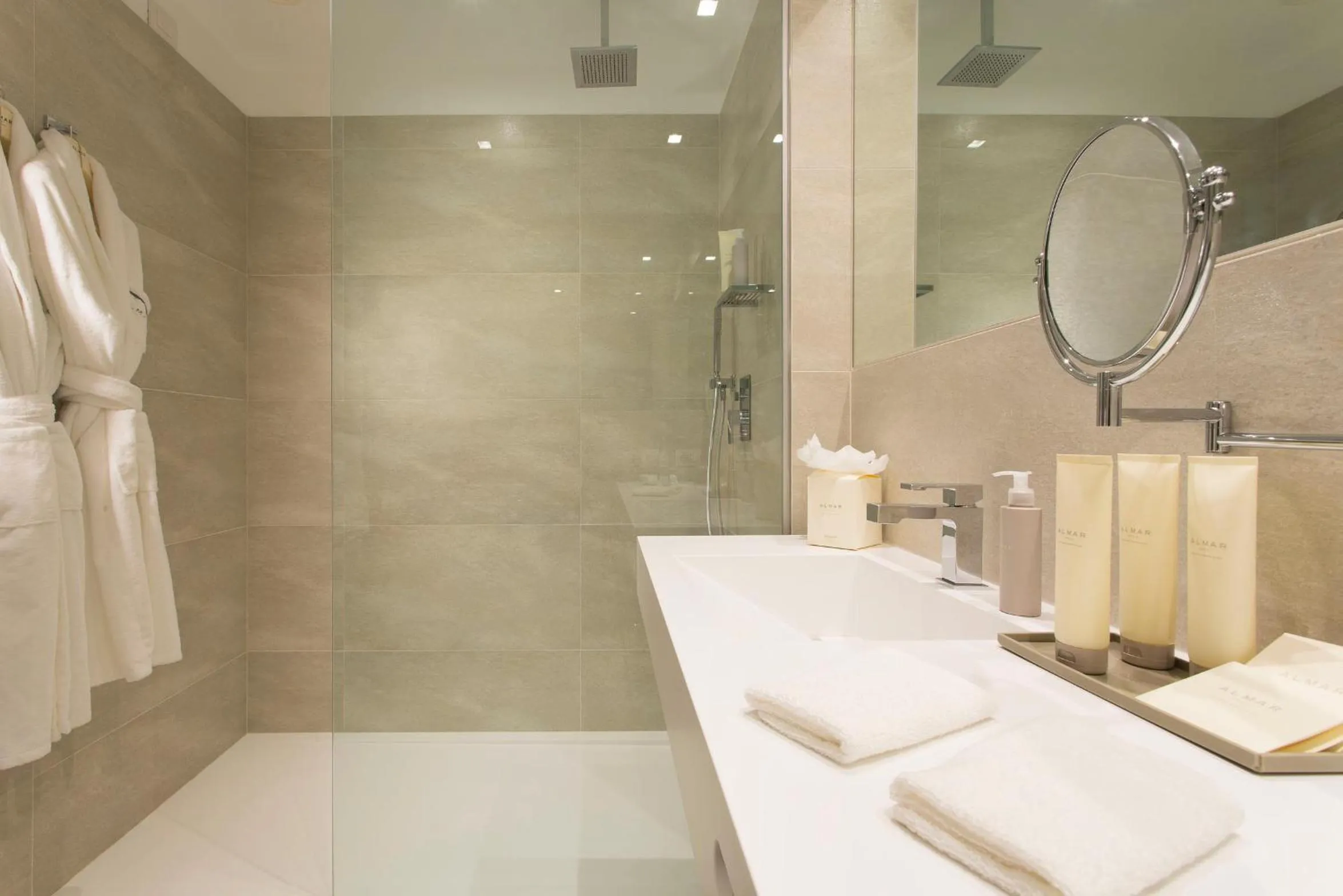 Superior Double or Twin Room with Partial Sea View in Almar Lido Jesolo