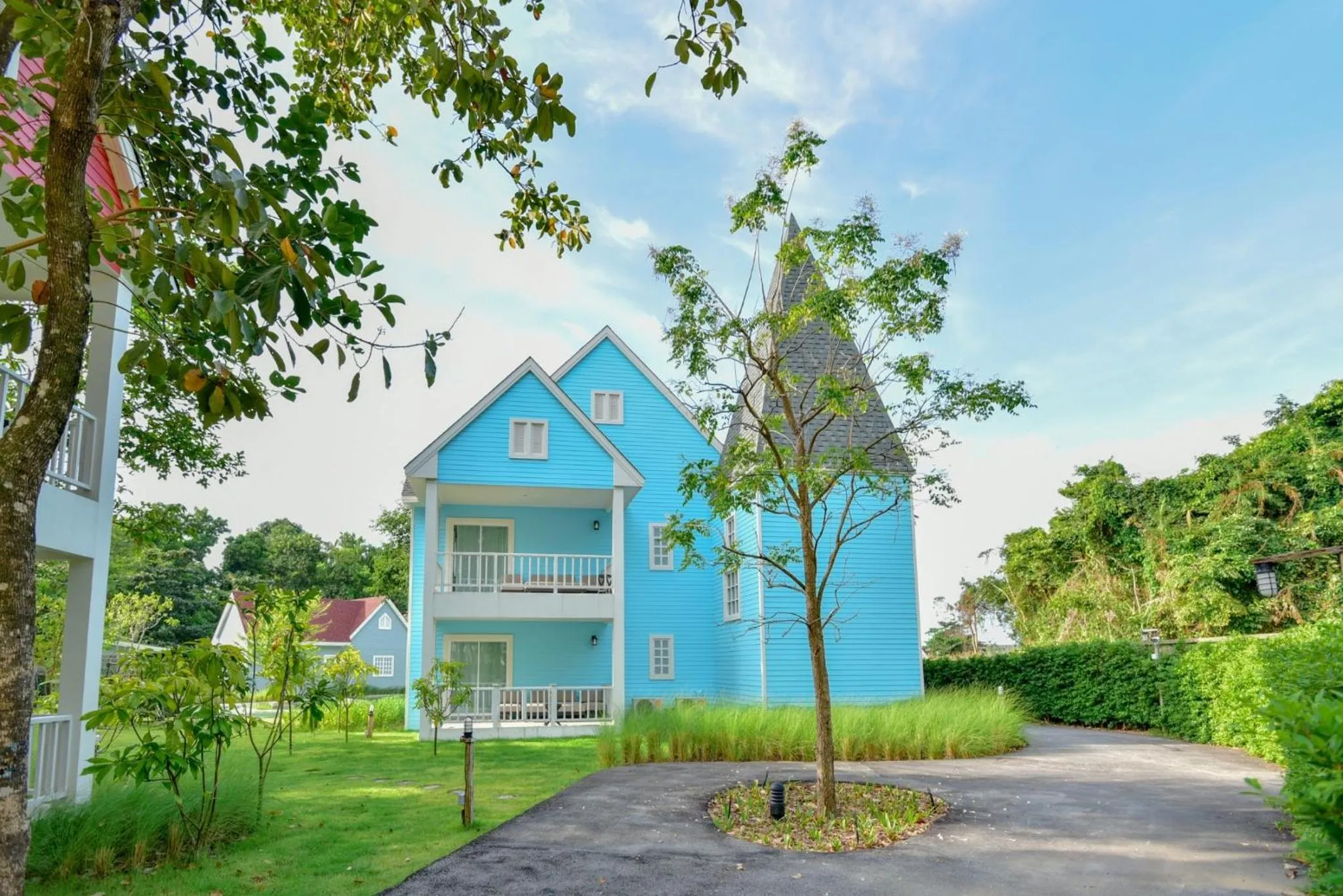 Property building in Peggy's Cove Resort