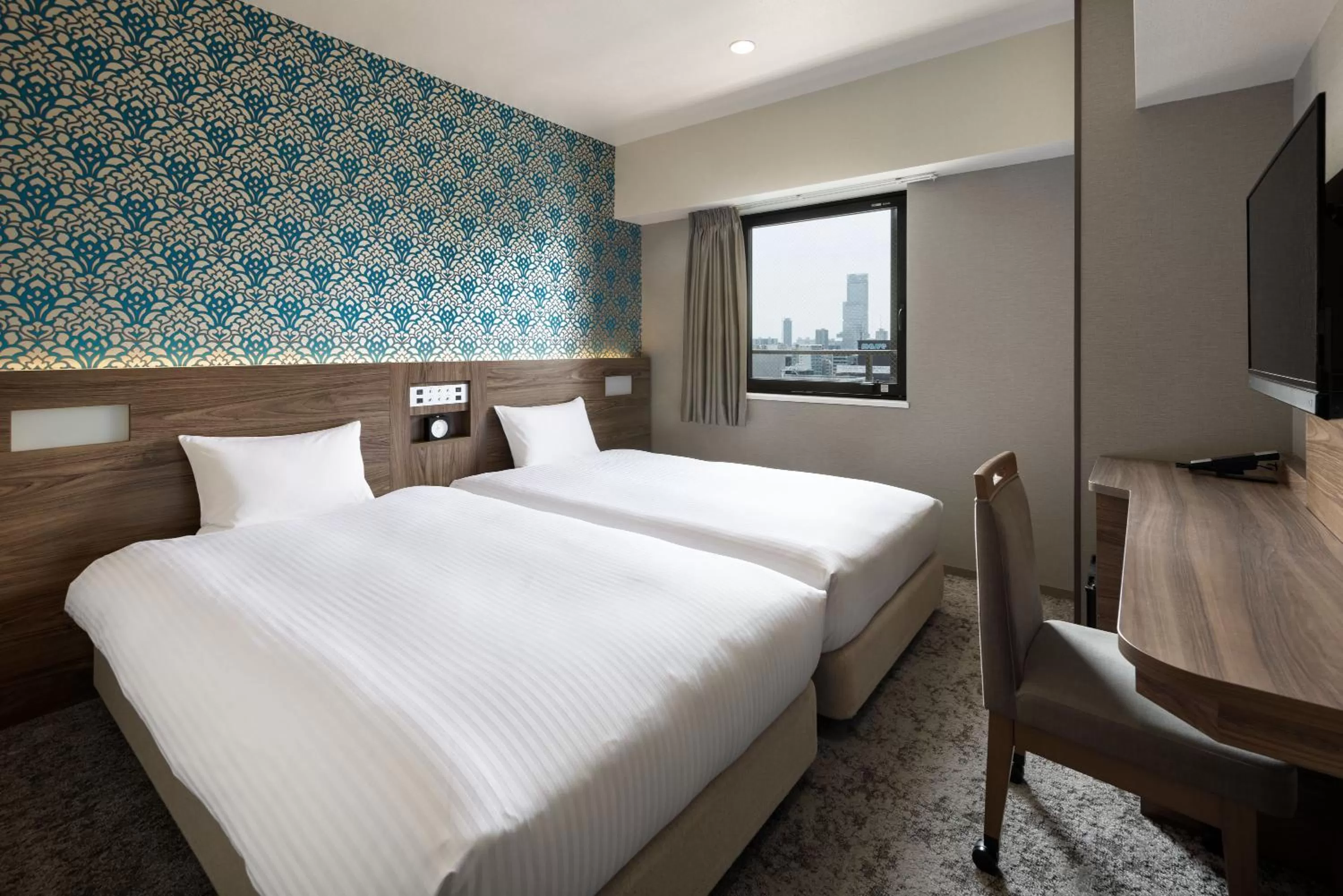 Photo of the whole room in the b namba-kuromon