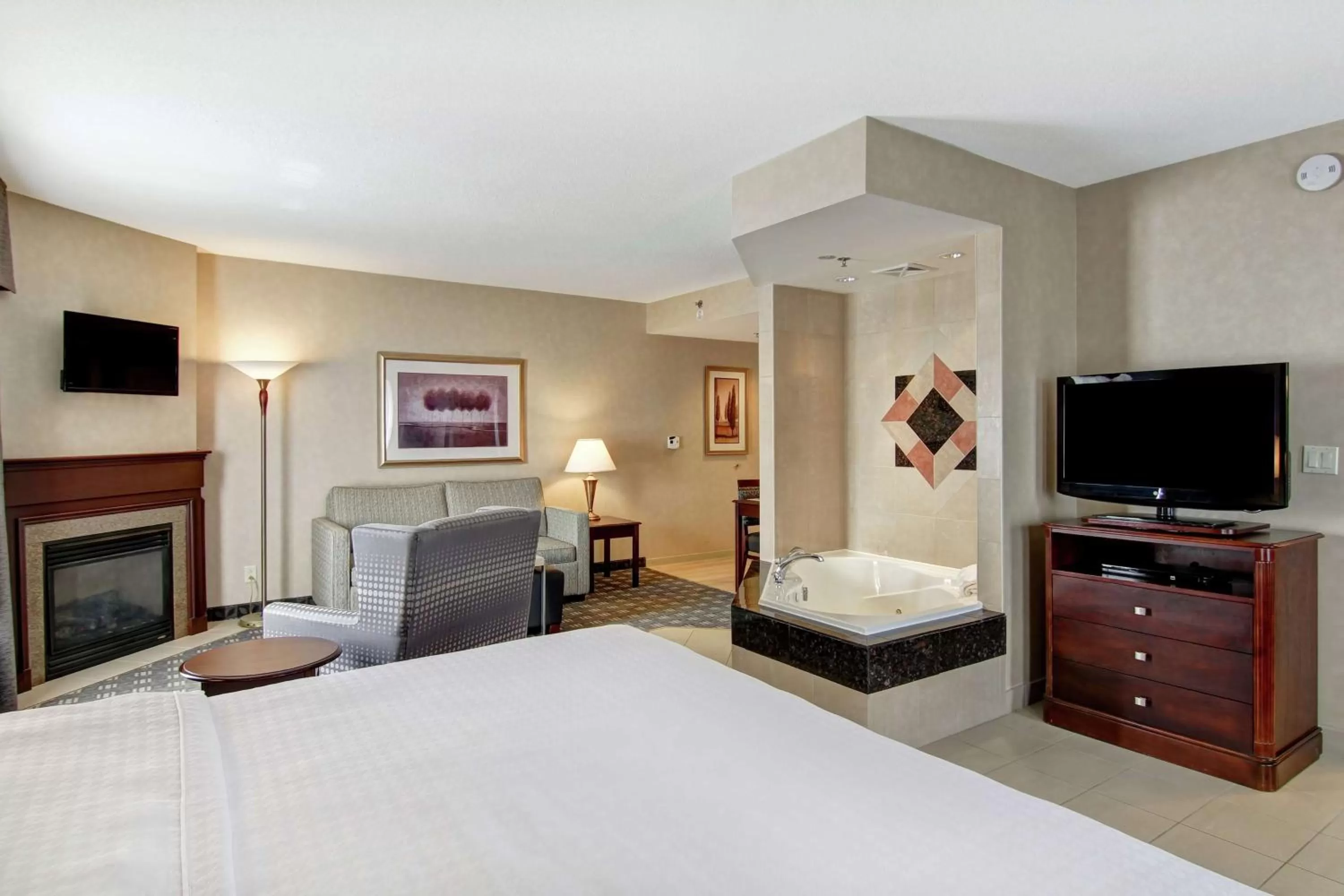 Bedroom, Bed in Homewood Suites by Hilton Toronto Oakville