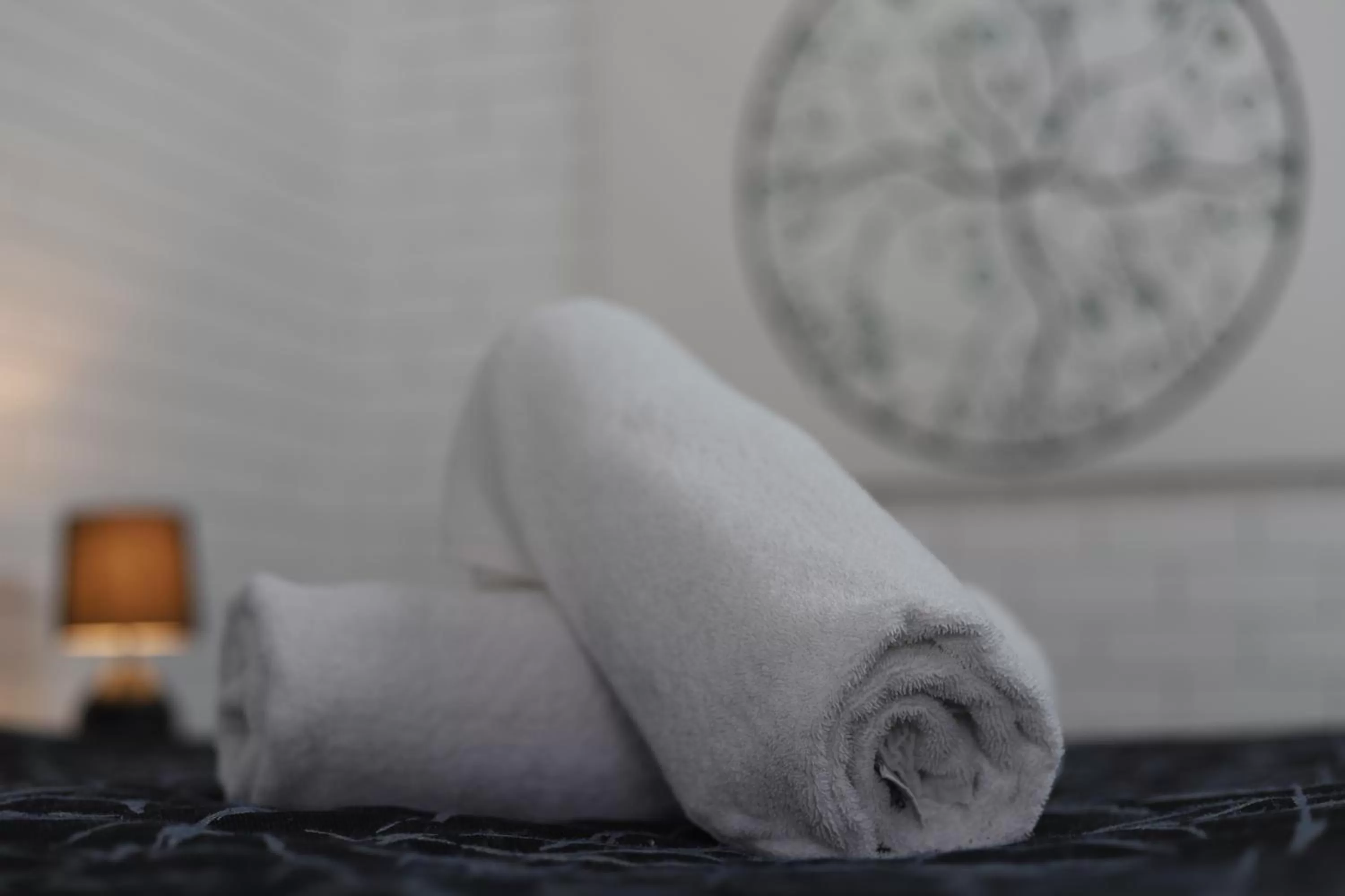 towels, Bed in The Town House Motor Inn