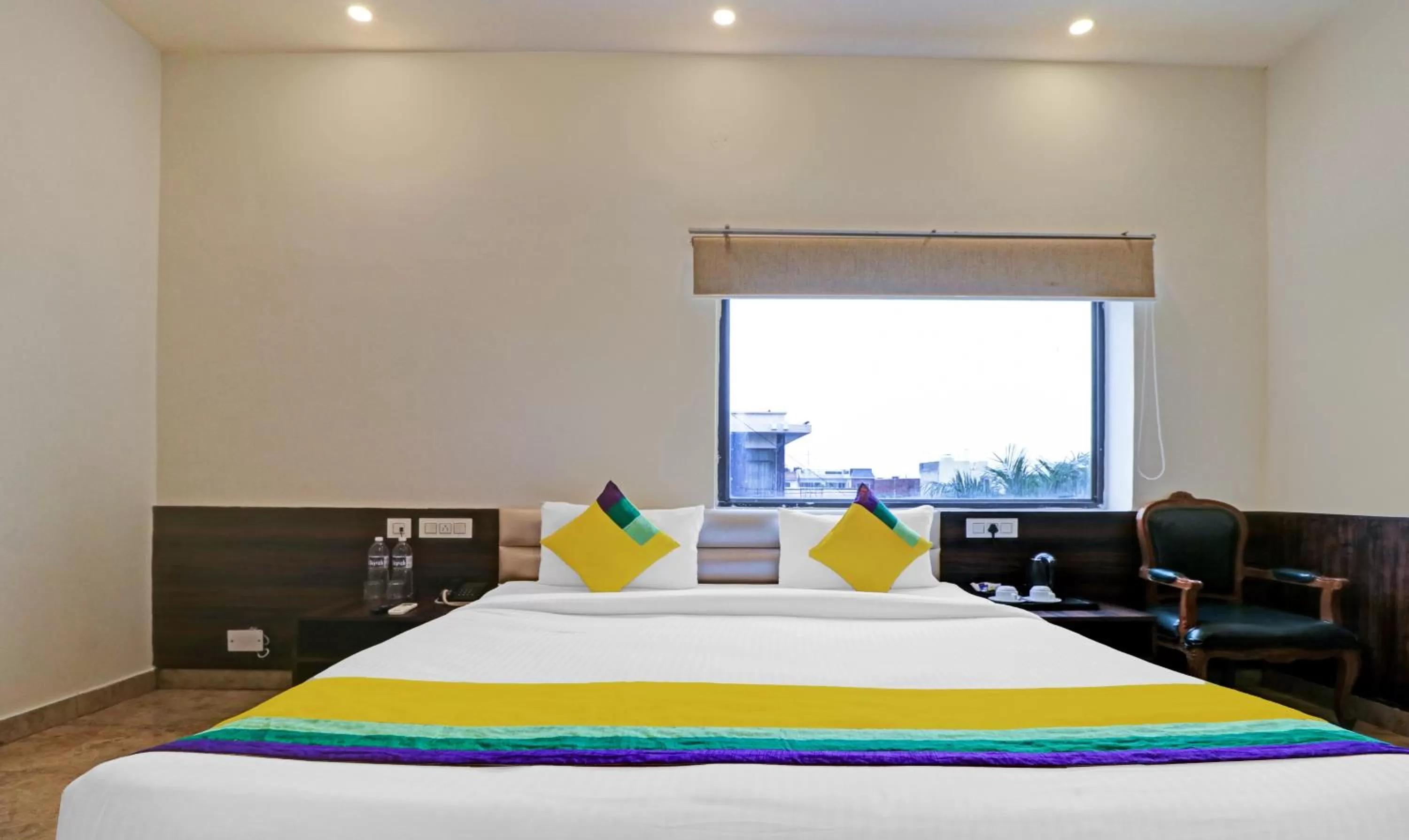 Bedroom, Bed in Itsy Hotels Jashan