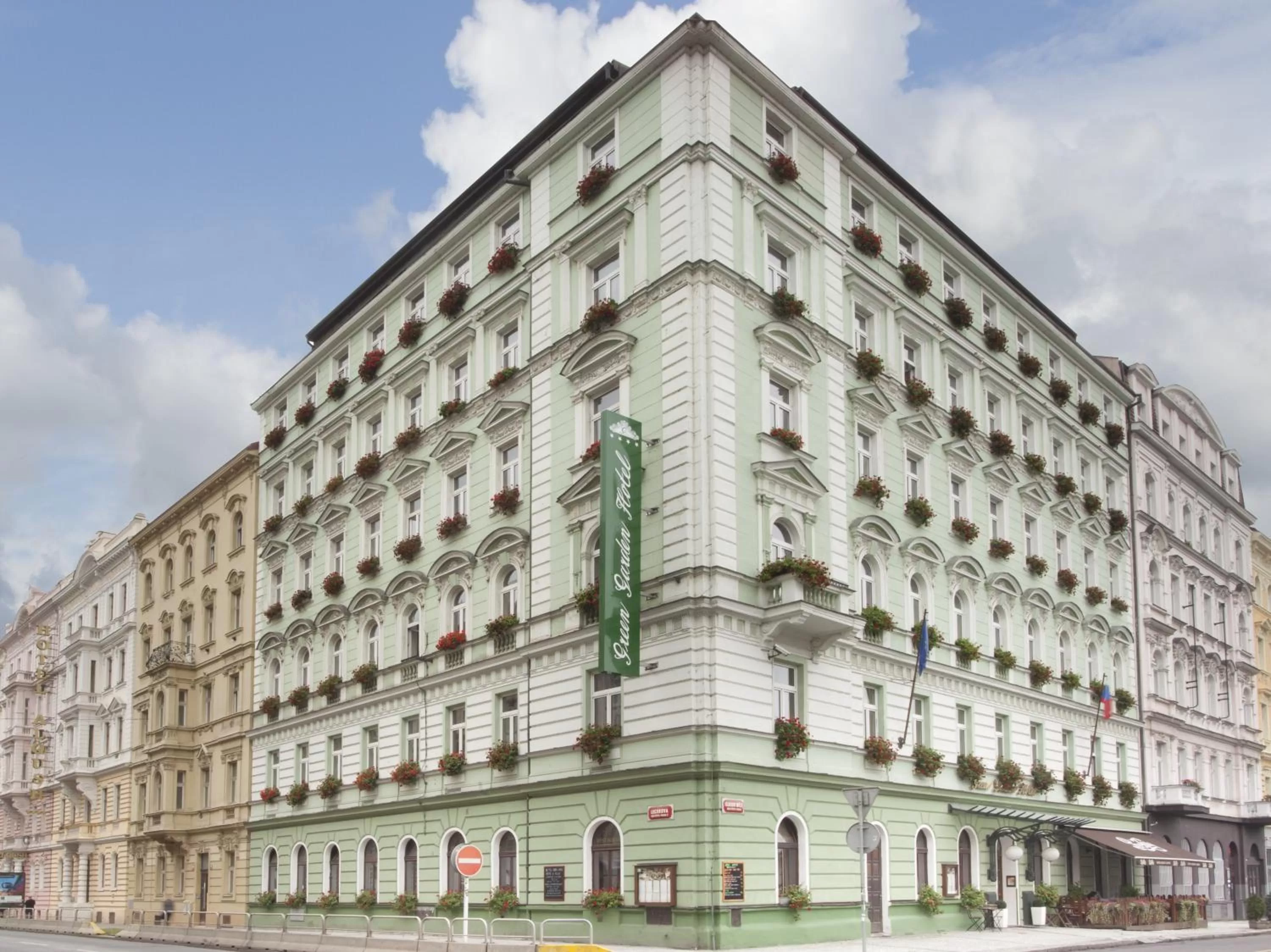 Facade/entrance in Green Garden Hotel