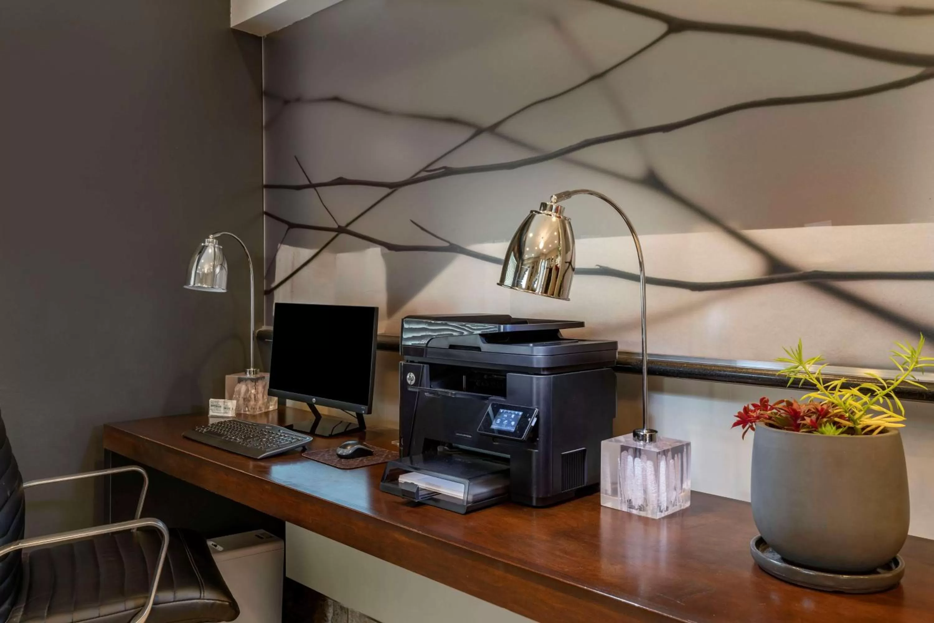 Lobby or reception in Best Western Newberg Inn