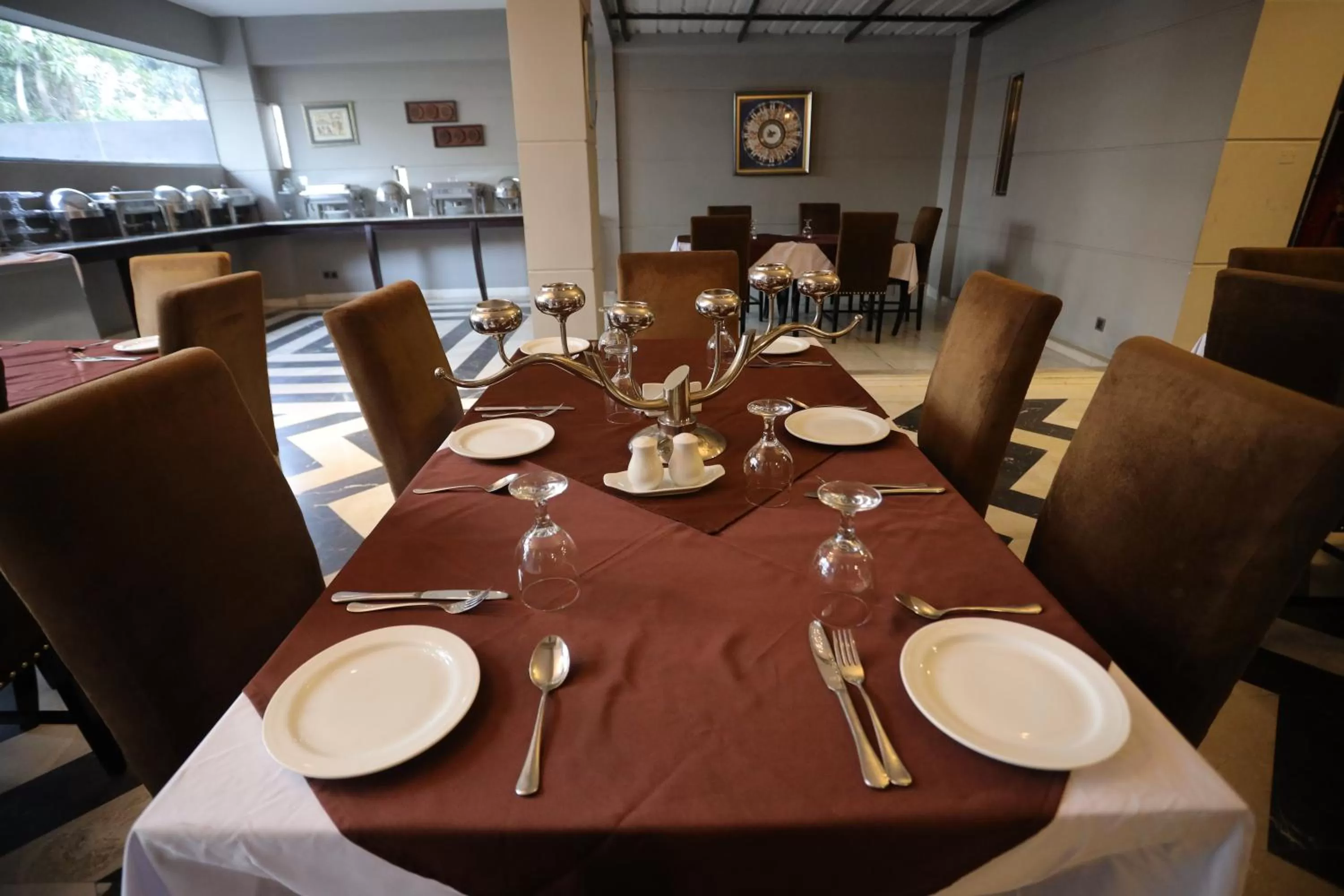 Restaurant/places to eat in The Elite Residence Dhaka