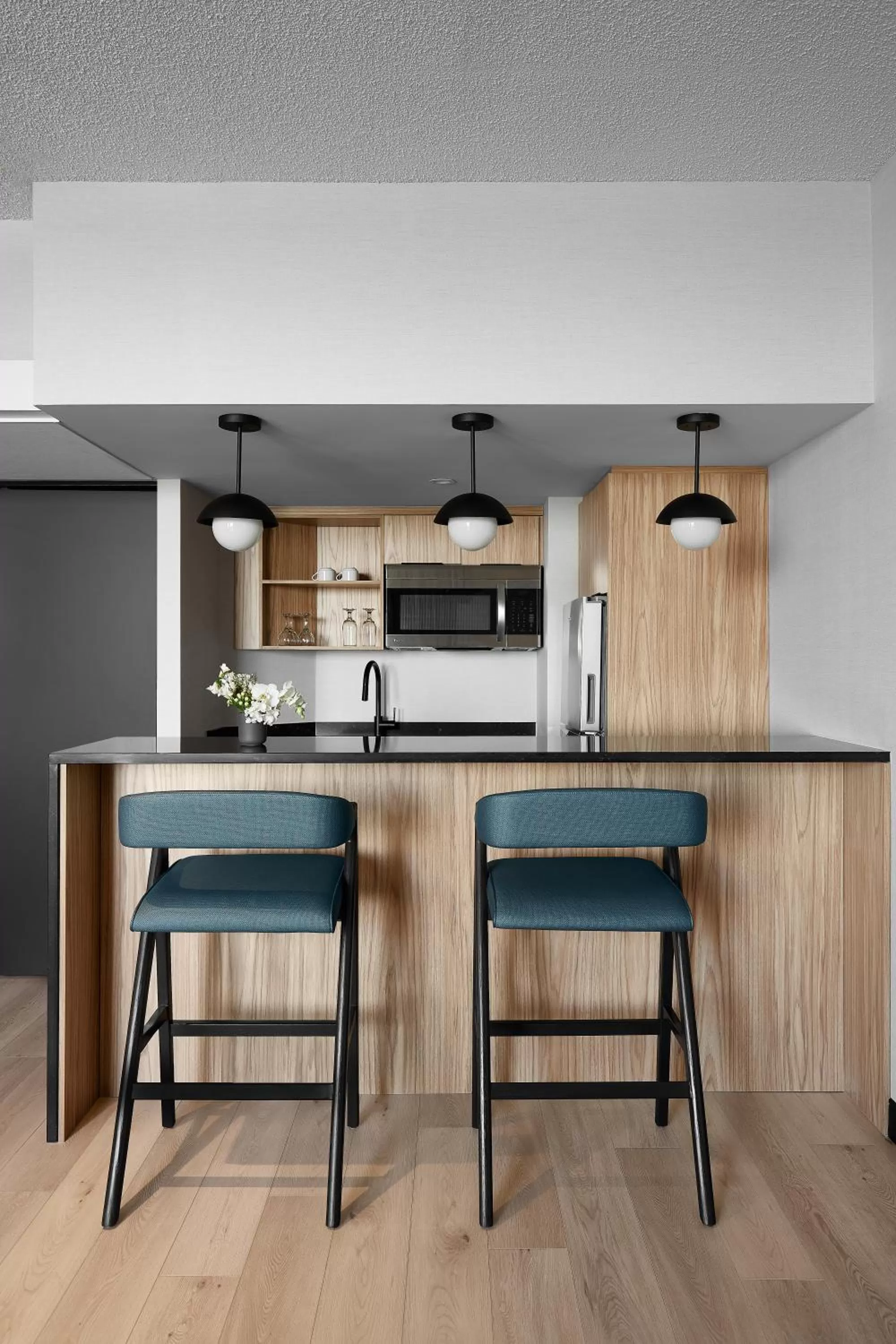 Kitchen or kitchenette in Hôtel MOCO Valleyfield