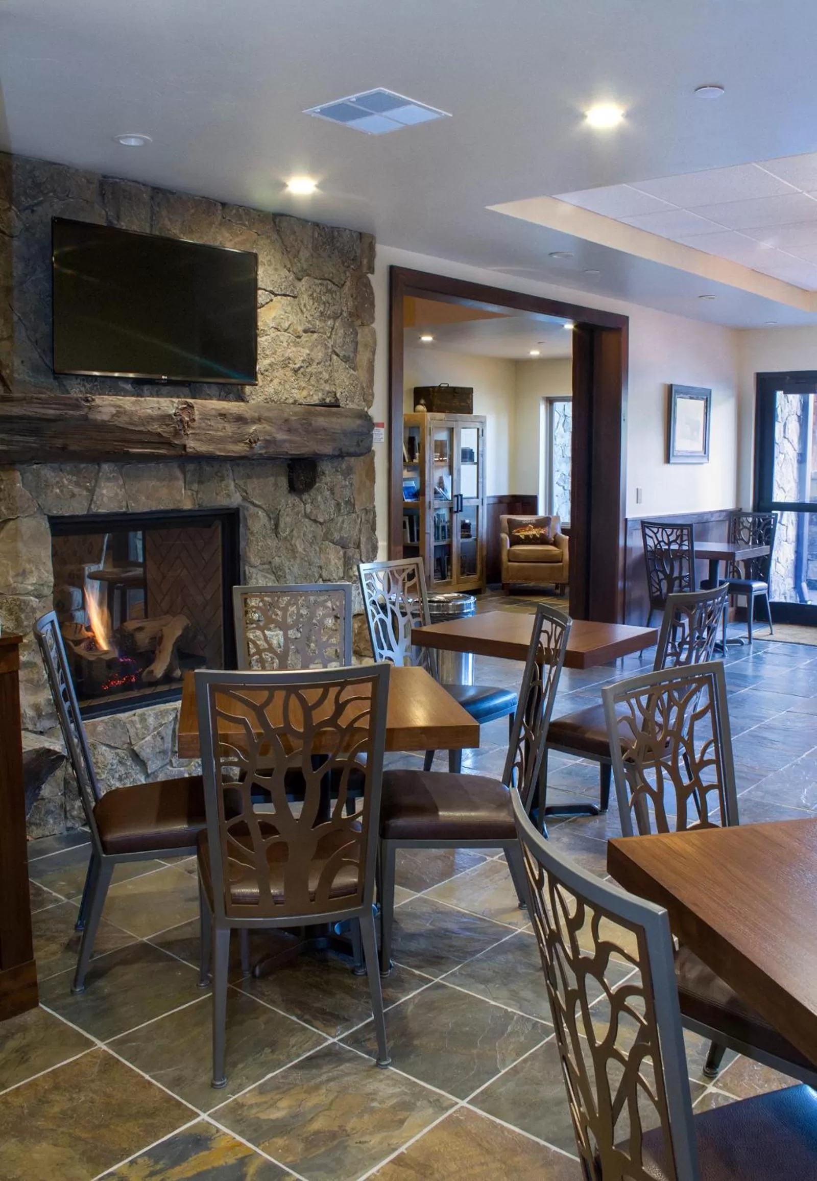 Dining area in Cedar Creek Lodge & Conference Center