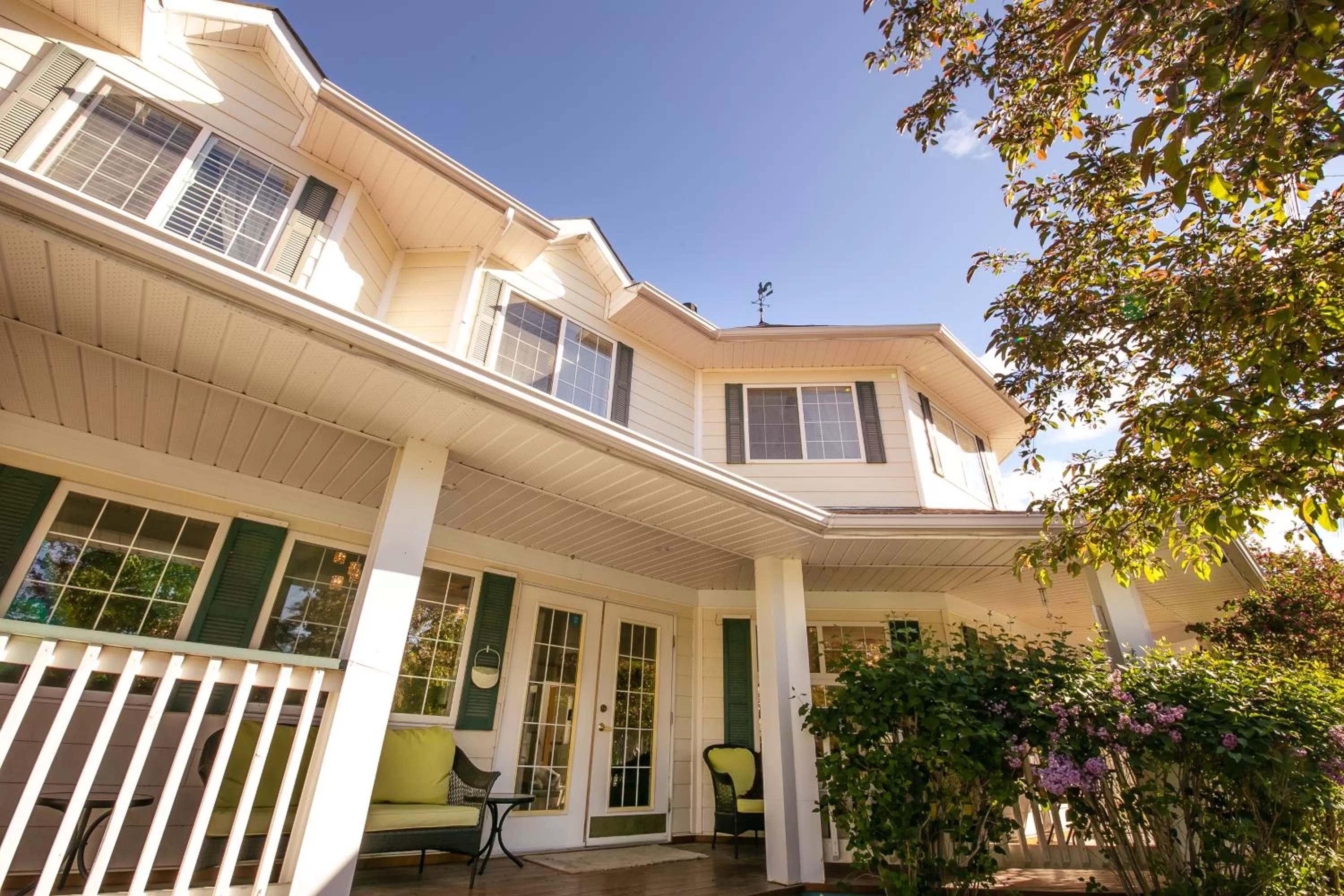 Facade/entrance in Inn on Canyon