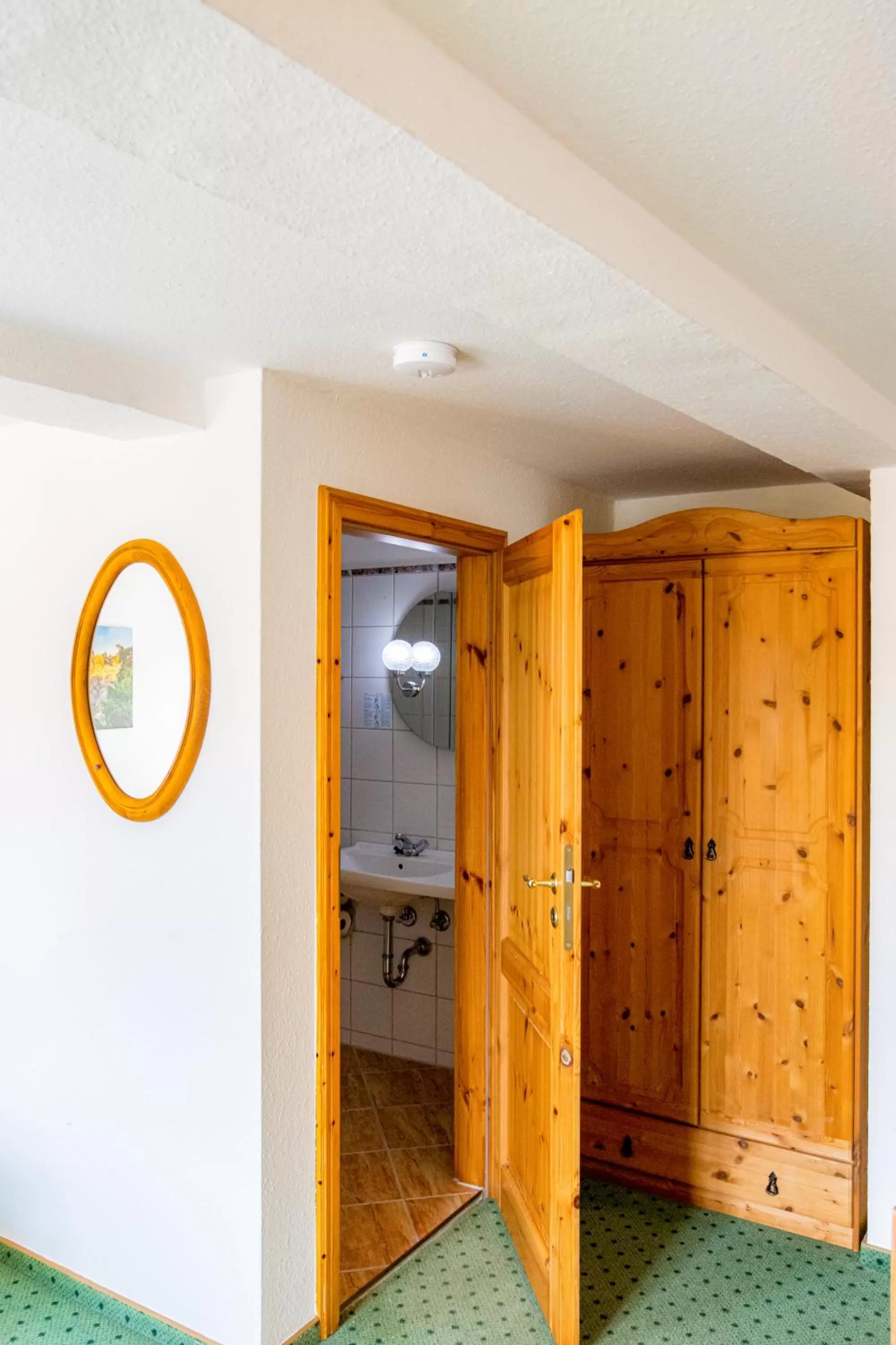 Photo of the whole room in Hotel & Restaurant Brauner Hirsch Osterwieck