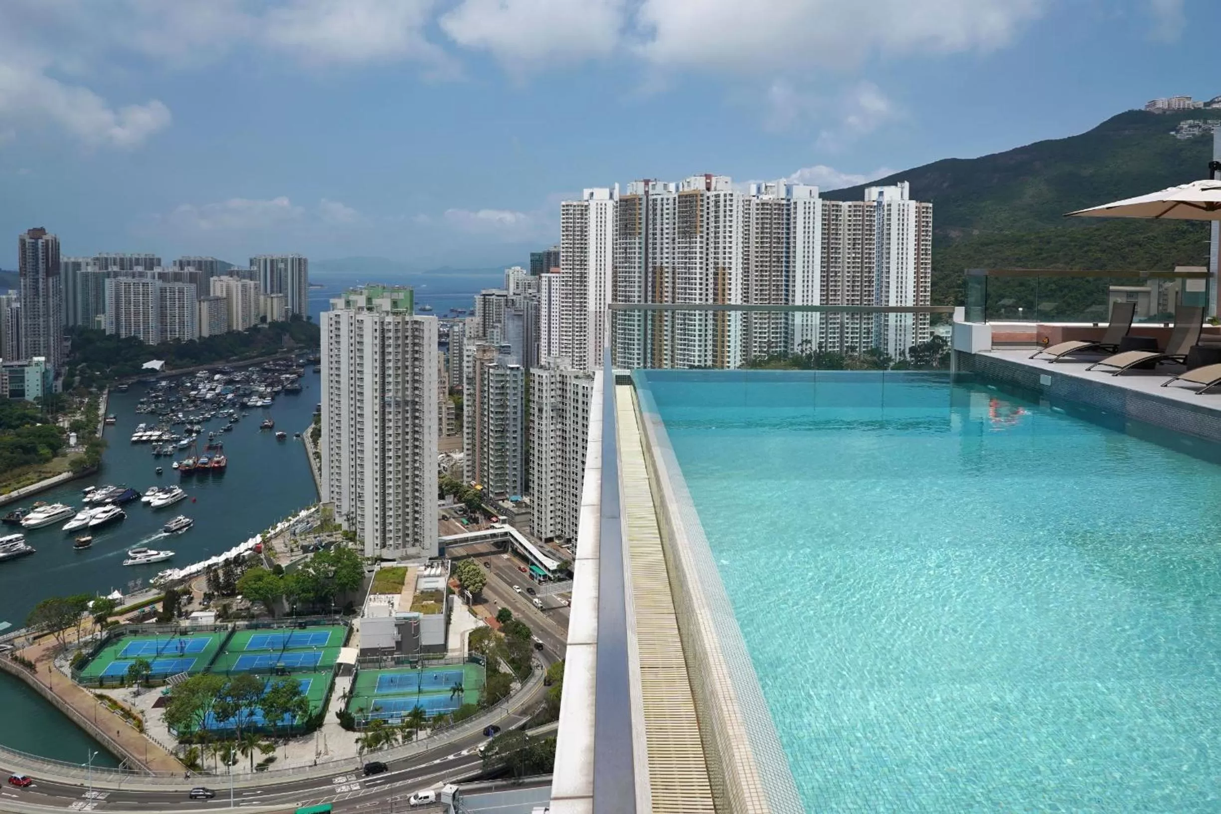 Swimming pool in the Arca