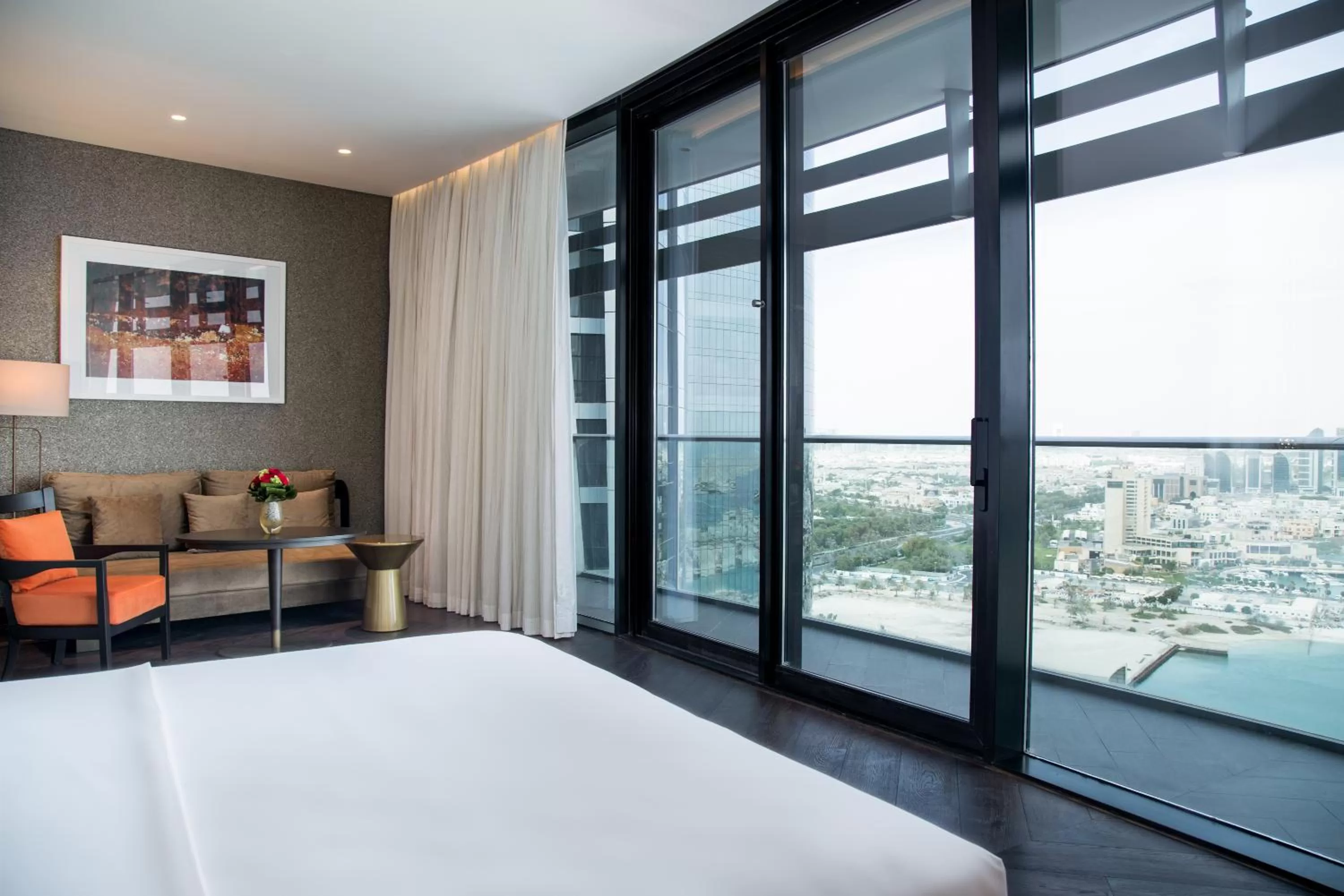Deluxe King Room with Balcony in Grand Hyatt Abu Dhabi Hotel & Residences Emirates Pearl