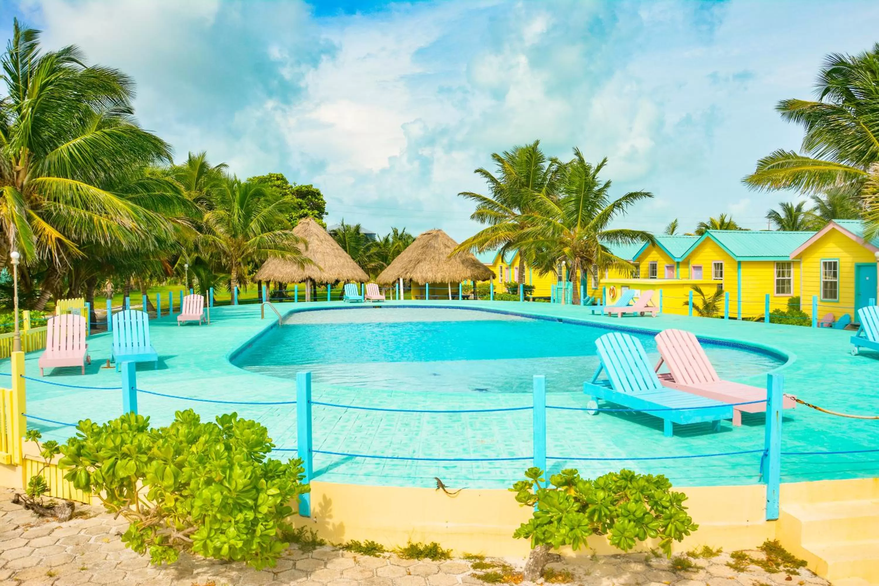 Swimming pool in Royal Caribbean Resort
