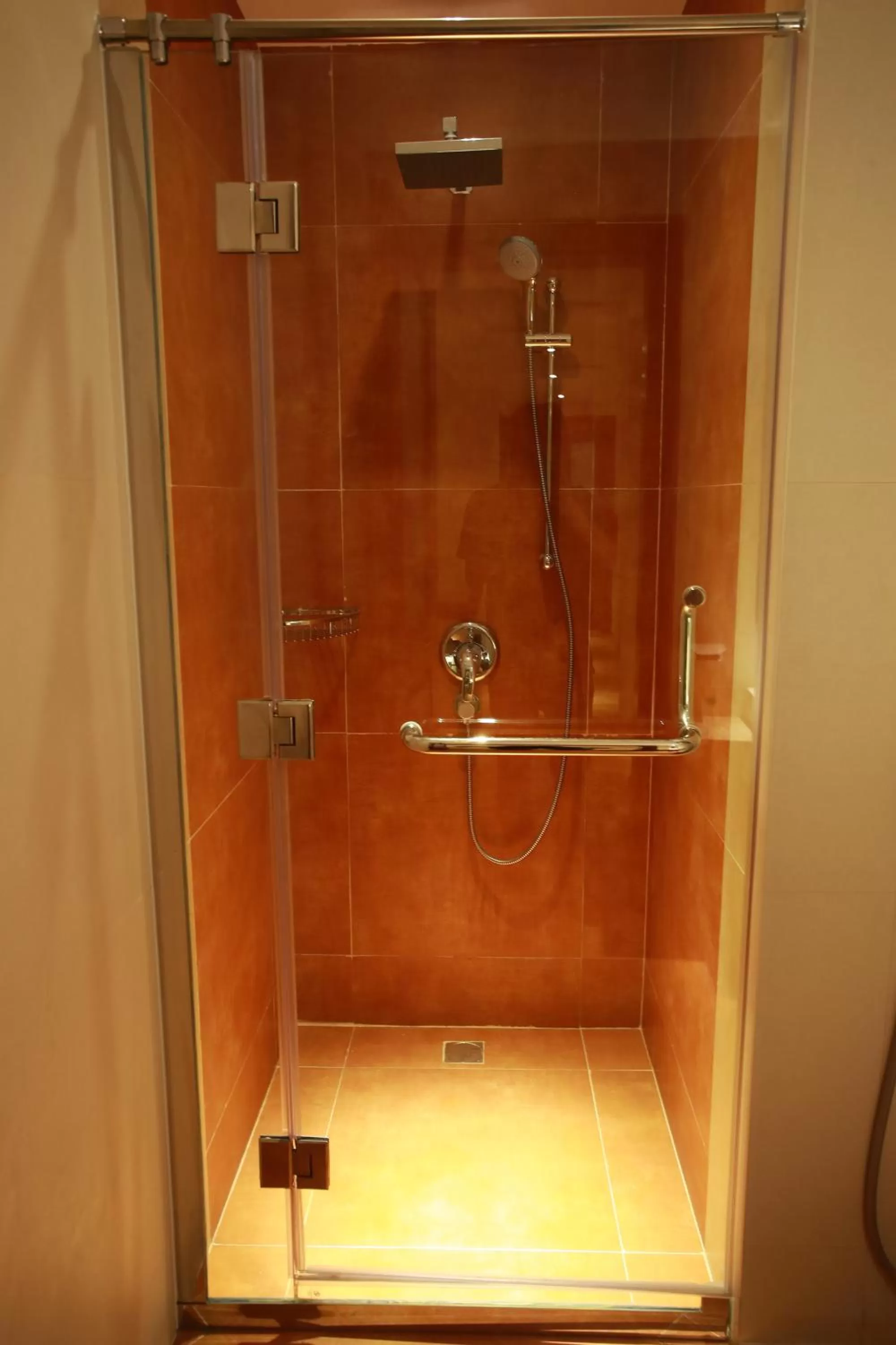 Bathroom in Al Liwan Suites Rawdat Al Khail