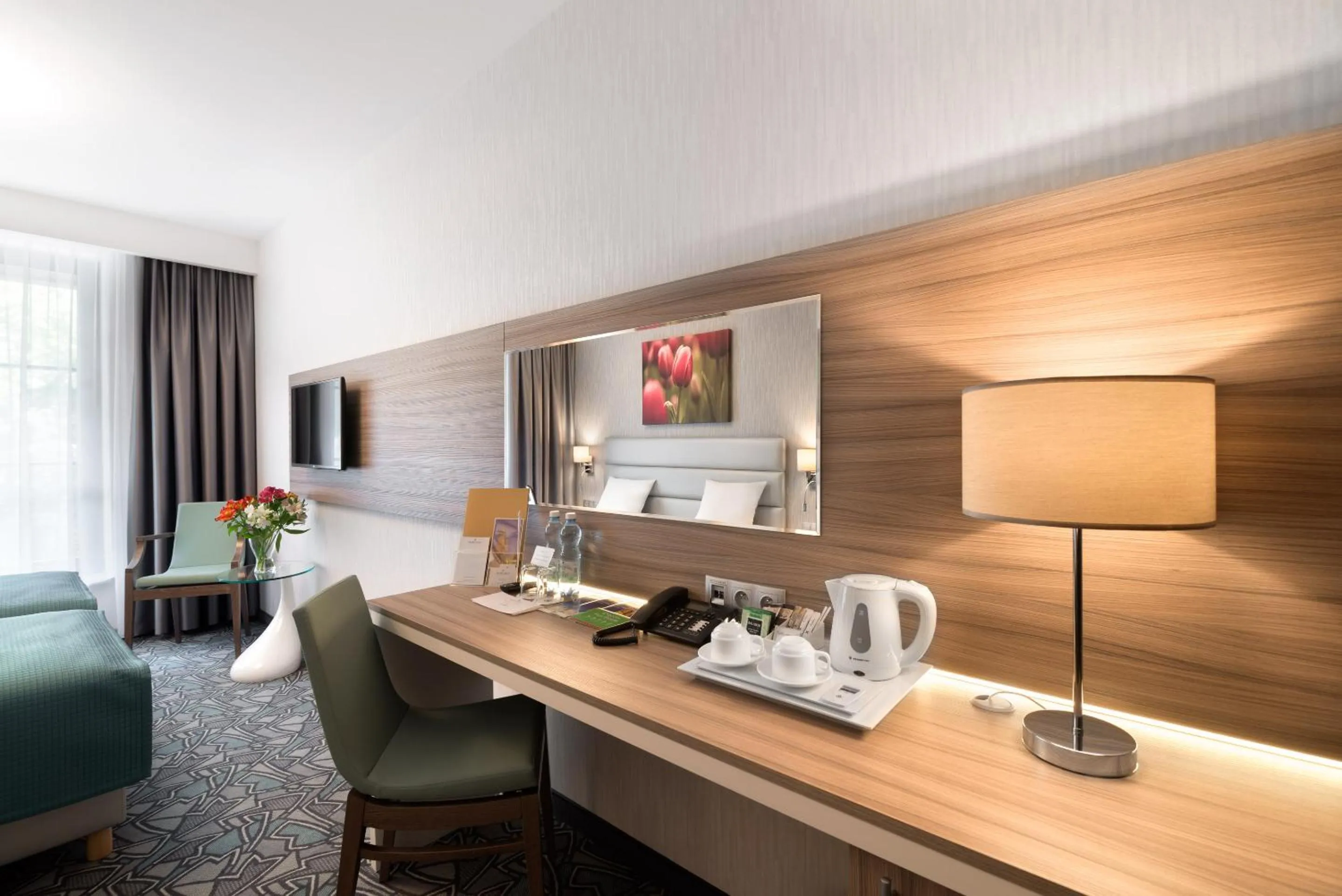 TV and multimedia in Golden Tulip Krakow Kazimierz