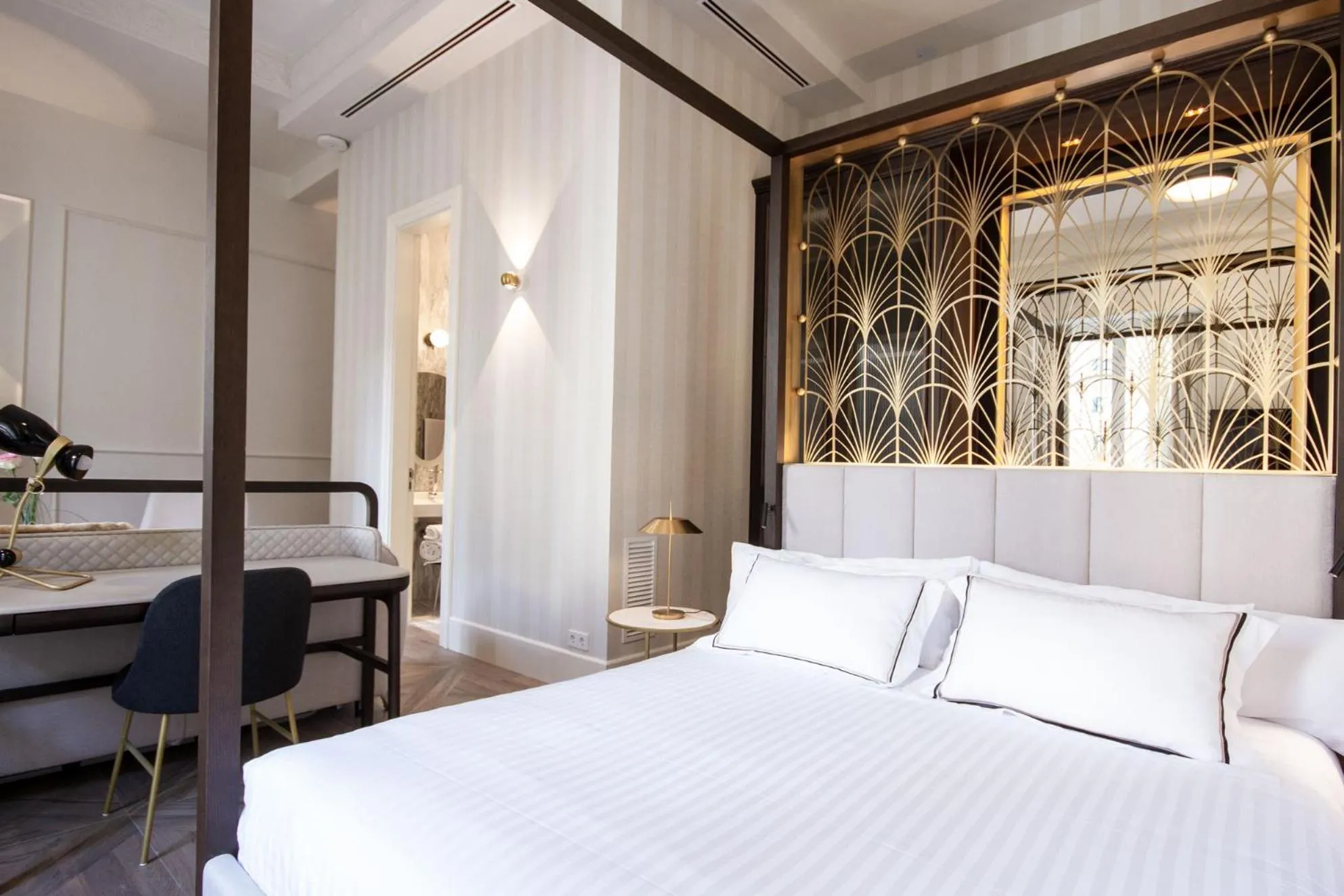 Junior Suite in MYR Palacio Vallier