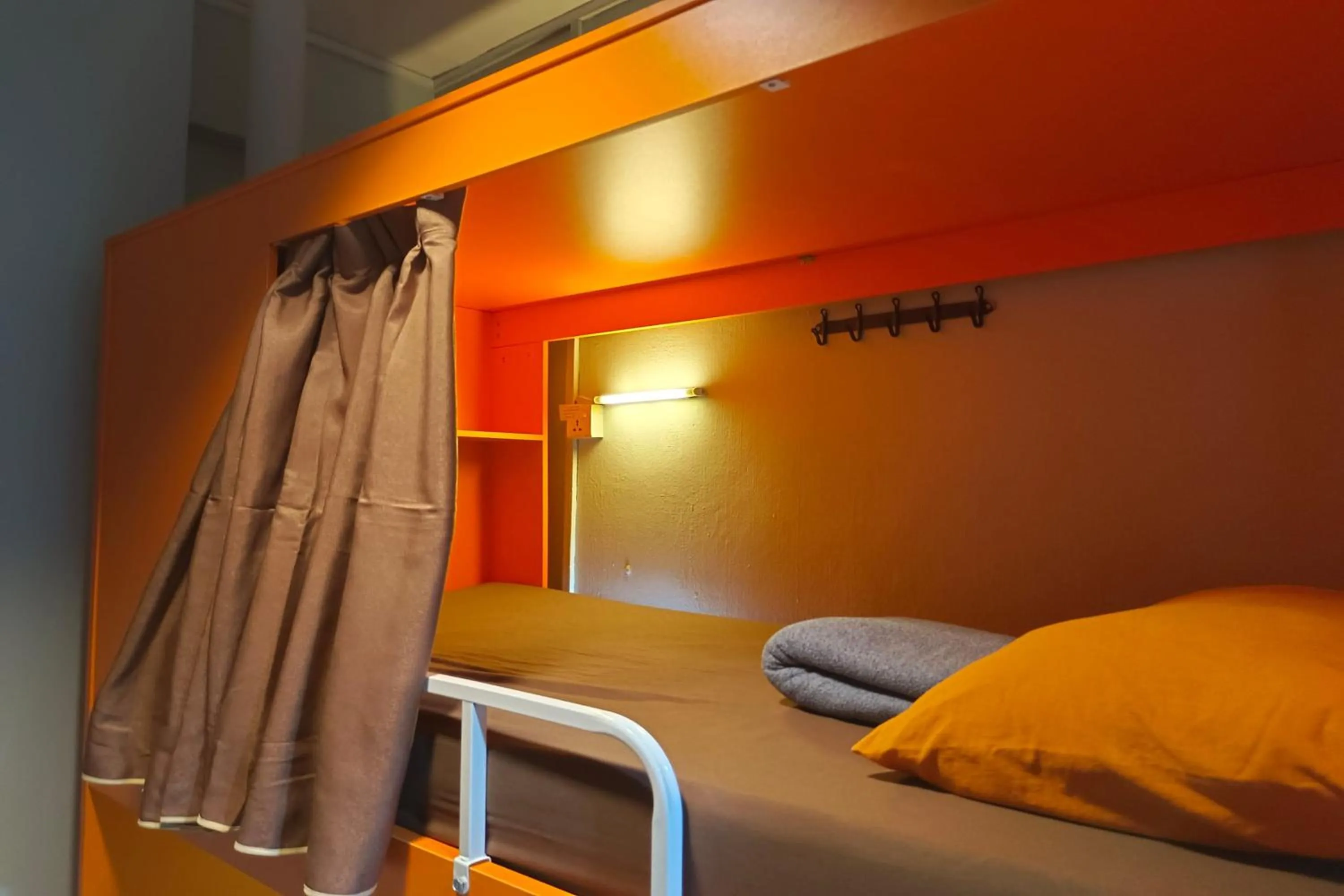 Bed in Century Service World