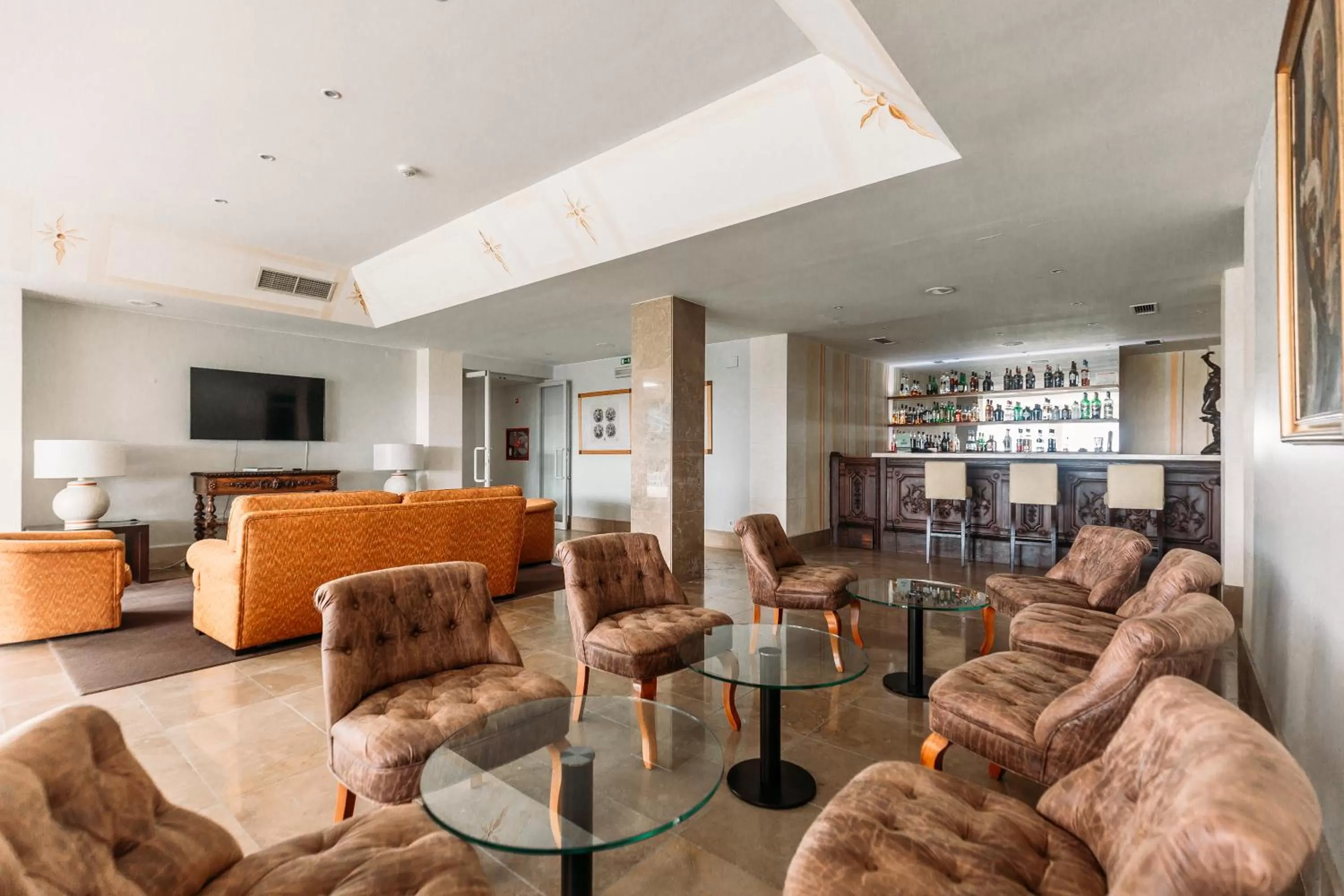 Lounge or bar in Conimbriga Hotel do Paço