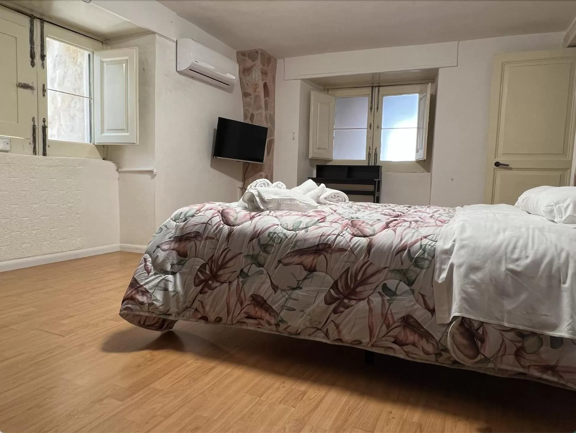 Bed in Il giardino e gli affreschi