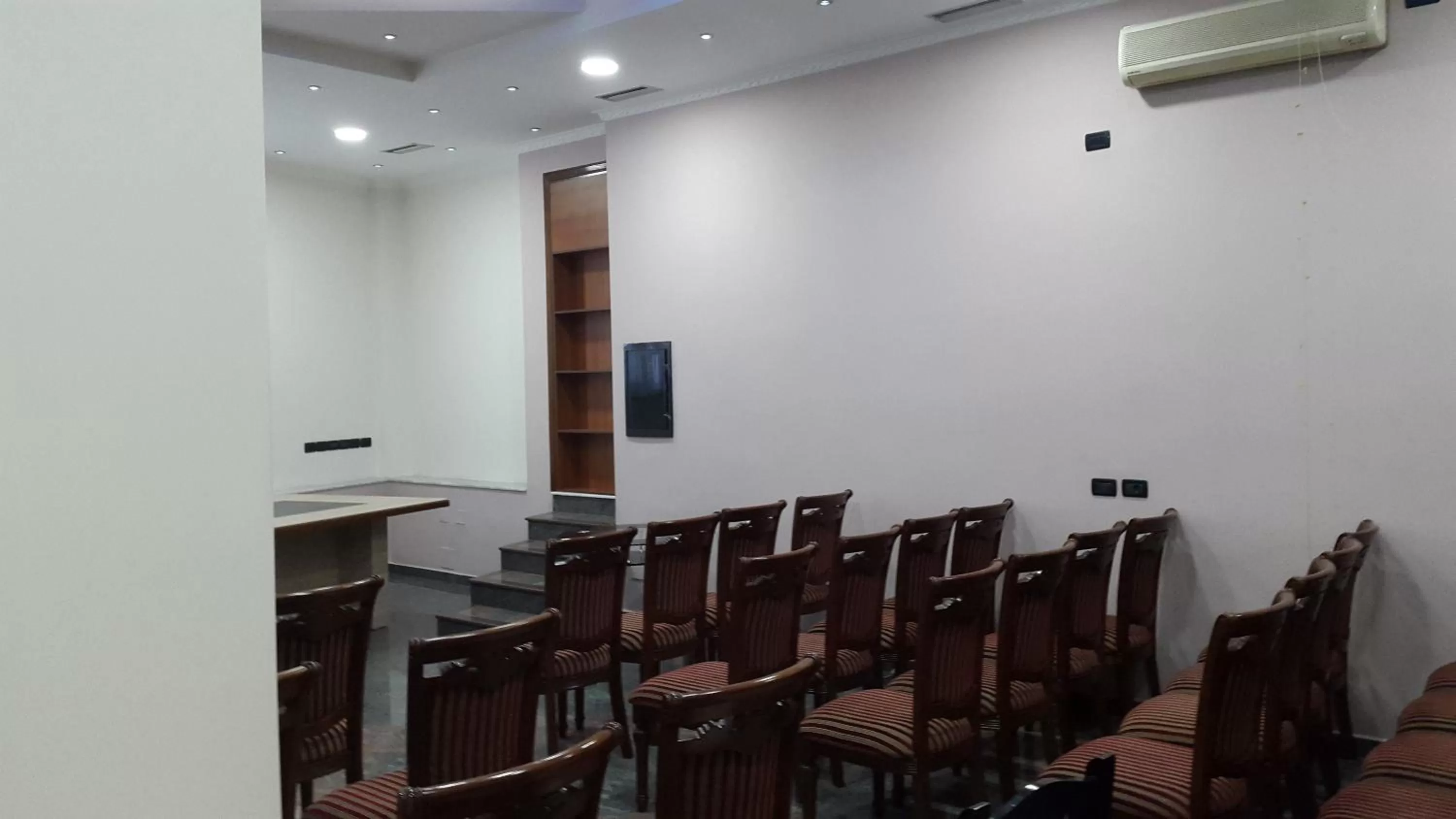 Fieri International Hotel