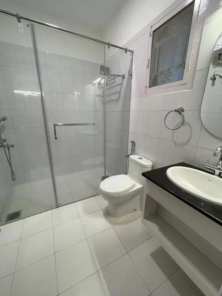 Superior Double Room - single occupancy in Hanu Reddy Residences - Nawab Habibullah Avenue Superior Double Room - single occupancy in Hanu Reddy Residences - Nawab Habibullah Avenue