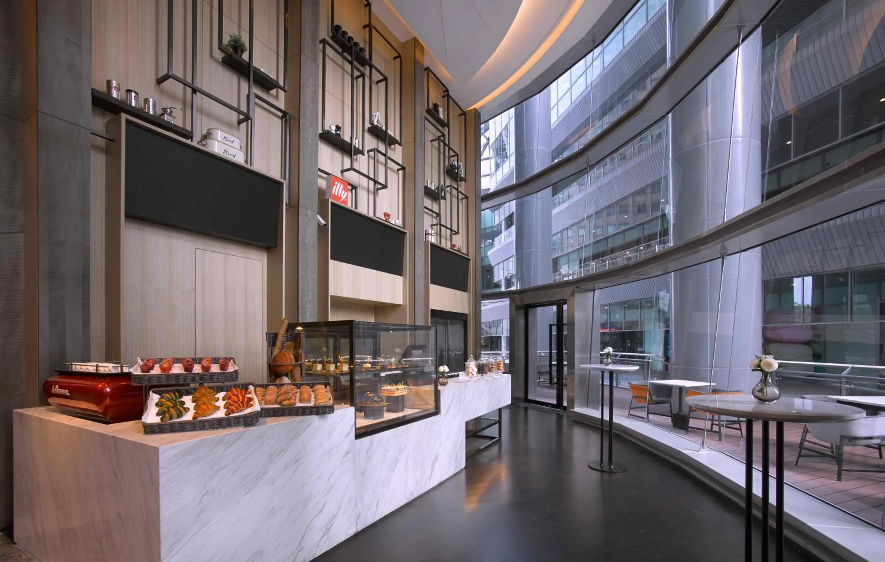 Restaurant/places to eat in Sofitel Kuala Lumpur Damansara