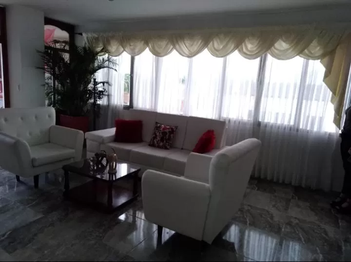 Area and facilities in Hotel Cafe Plaza