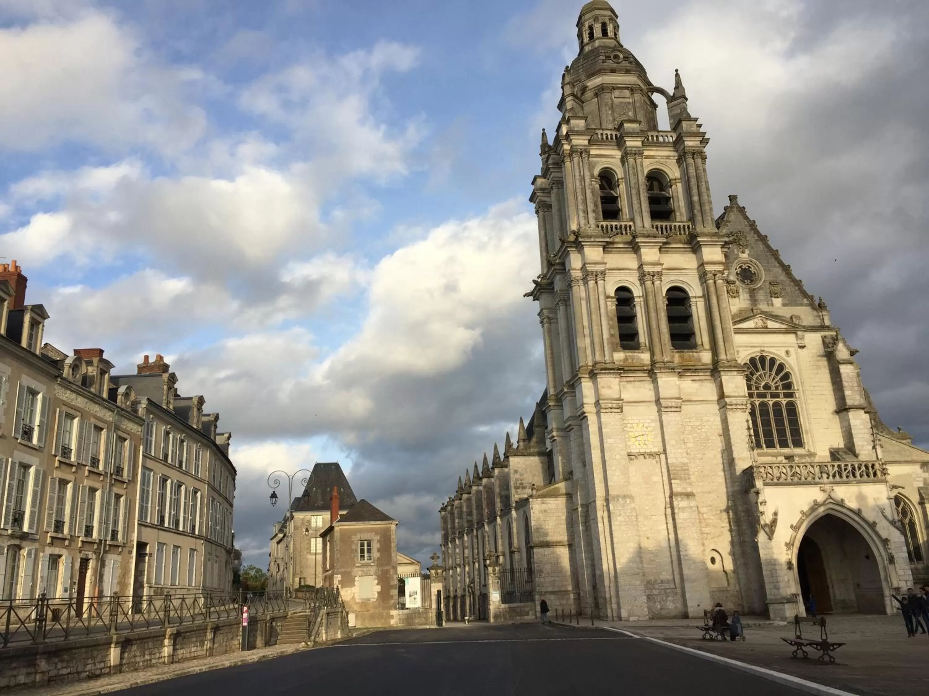 Nearby landmark in Au 16 Place Saint Louis