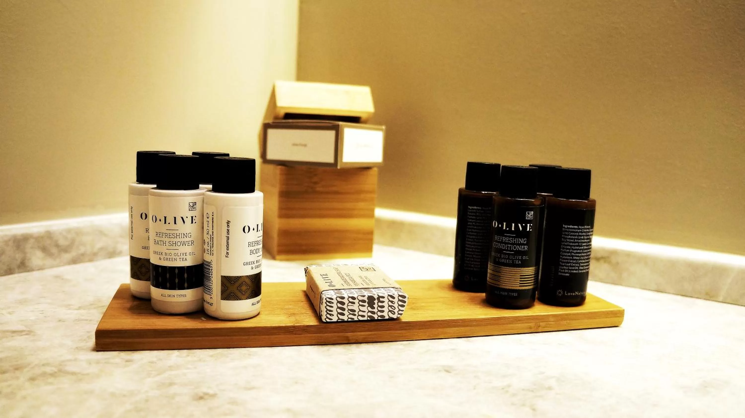 Shower in Apollon Library Suites