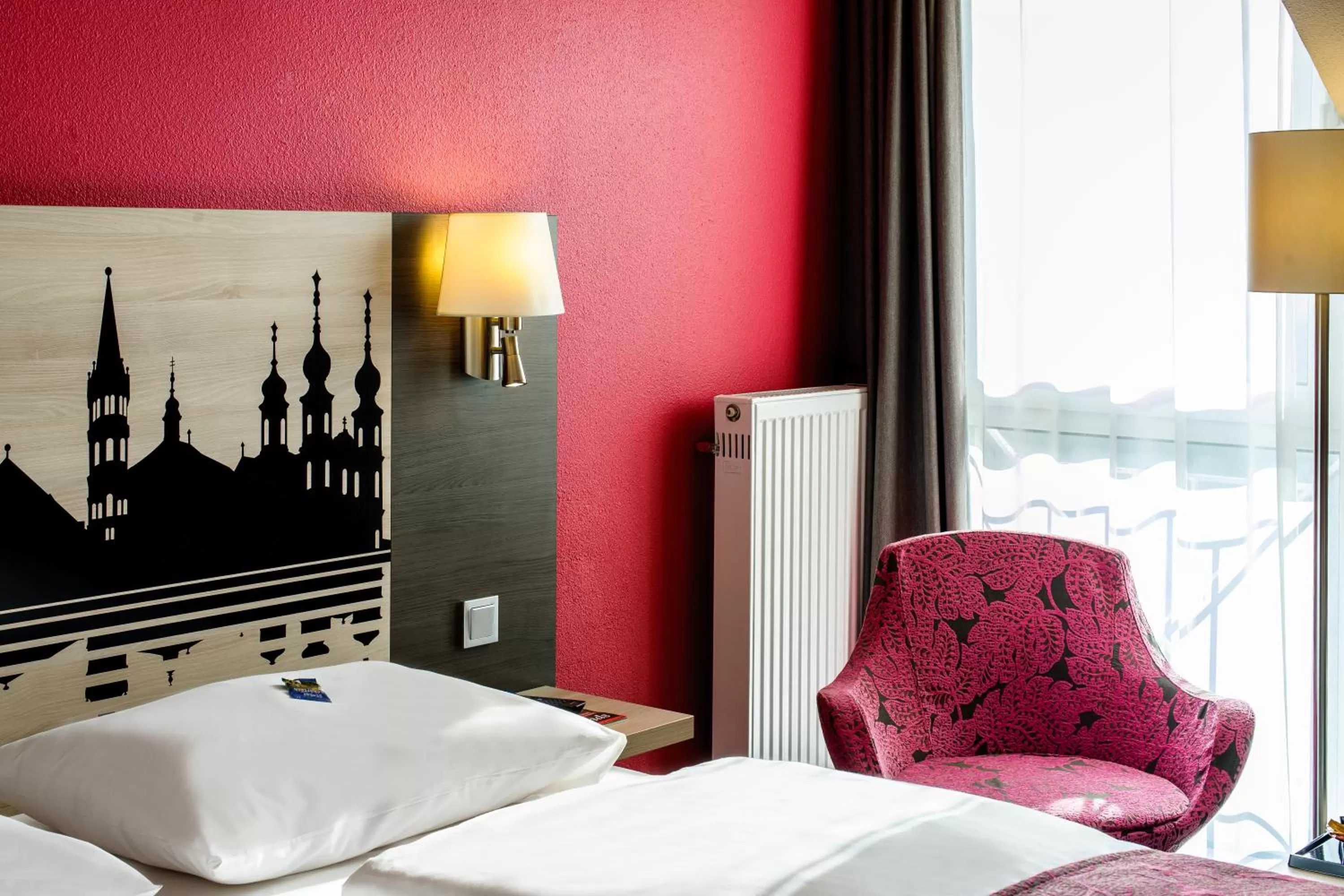 Decorative detail, Bed in Mercure Hotel Würzburg am Mainufer