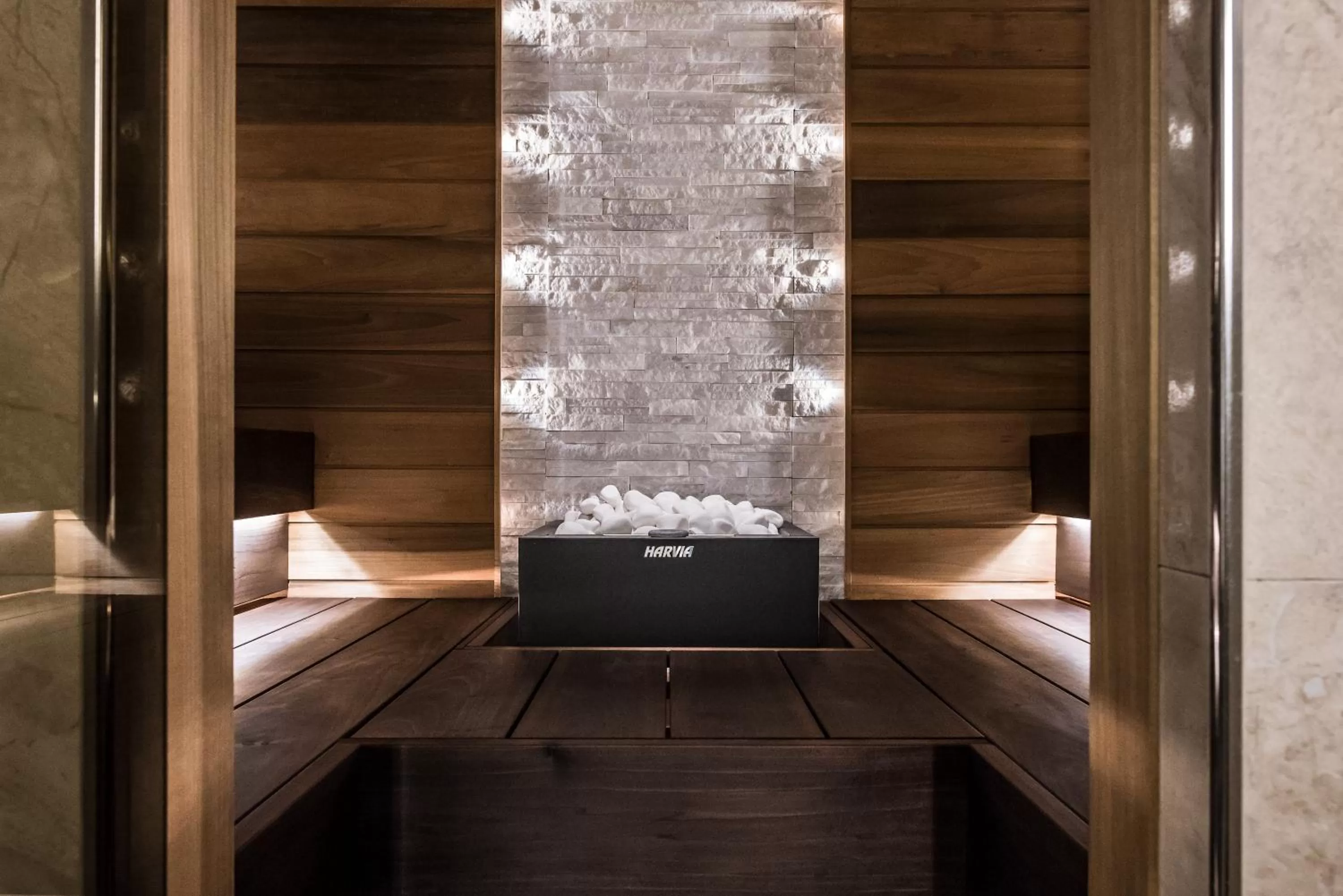 Sauna in Boutique Hotel Yöpuu