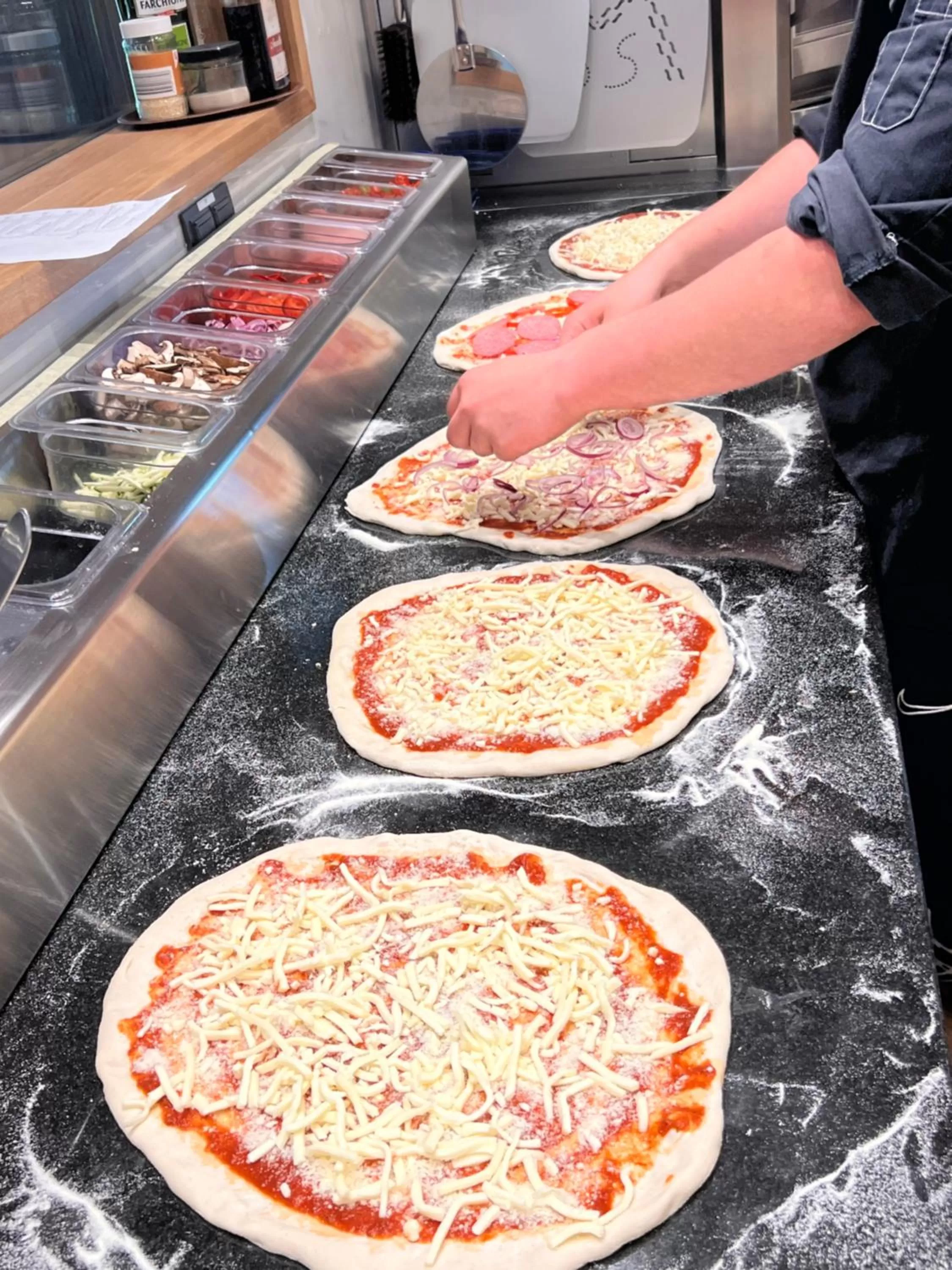 Restaurant/places to eat in Hotel Credé