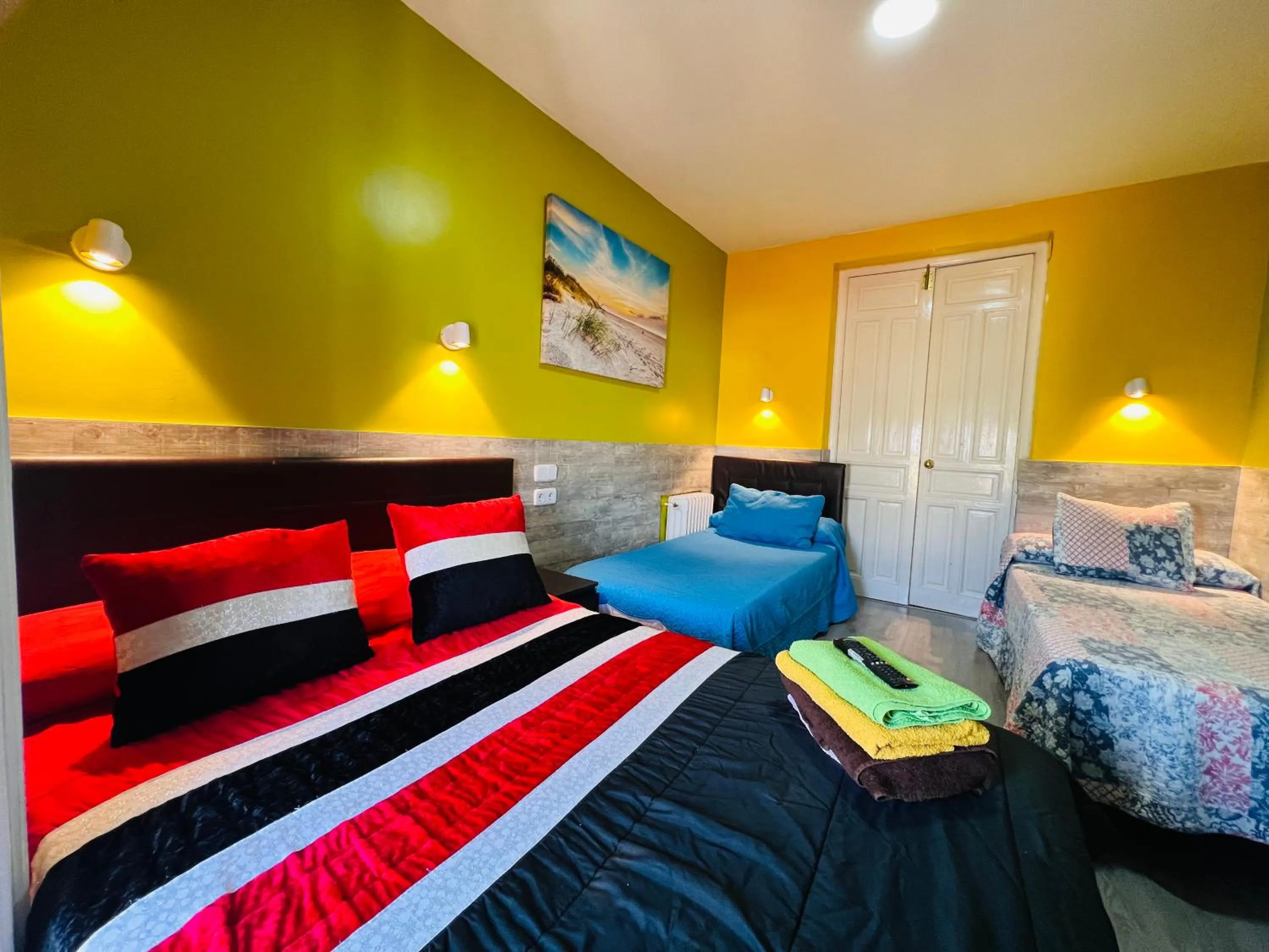 Bed in Hostal Numancia