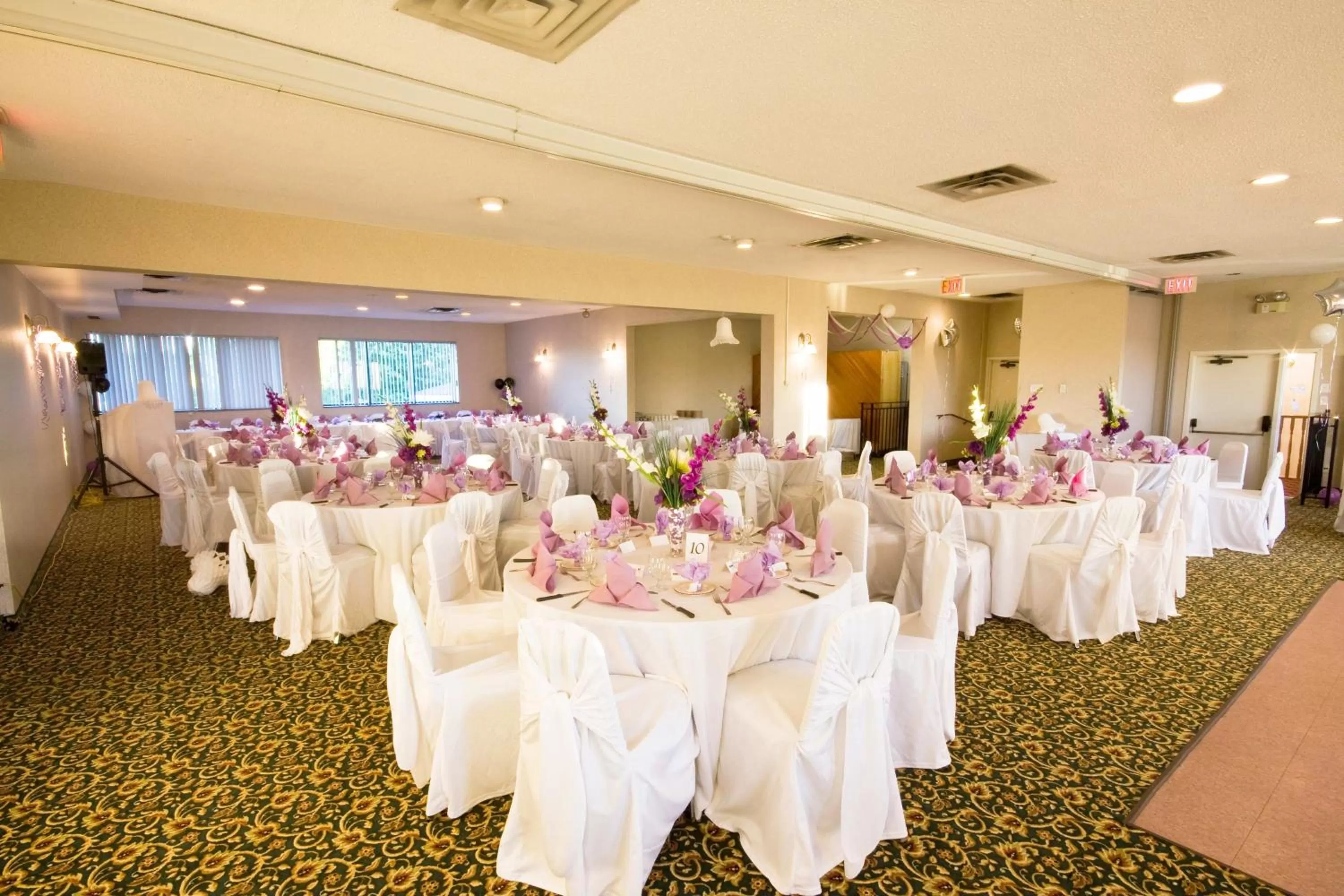 Banquet/Function facilities in Ramada by Wyndham Arnprior