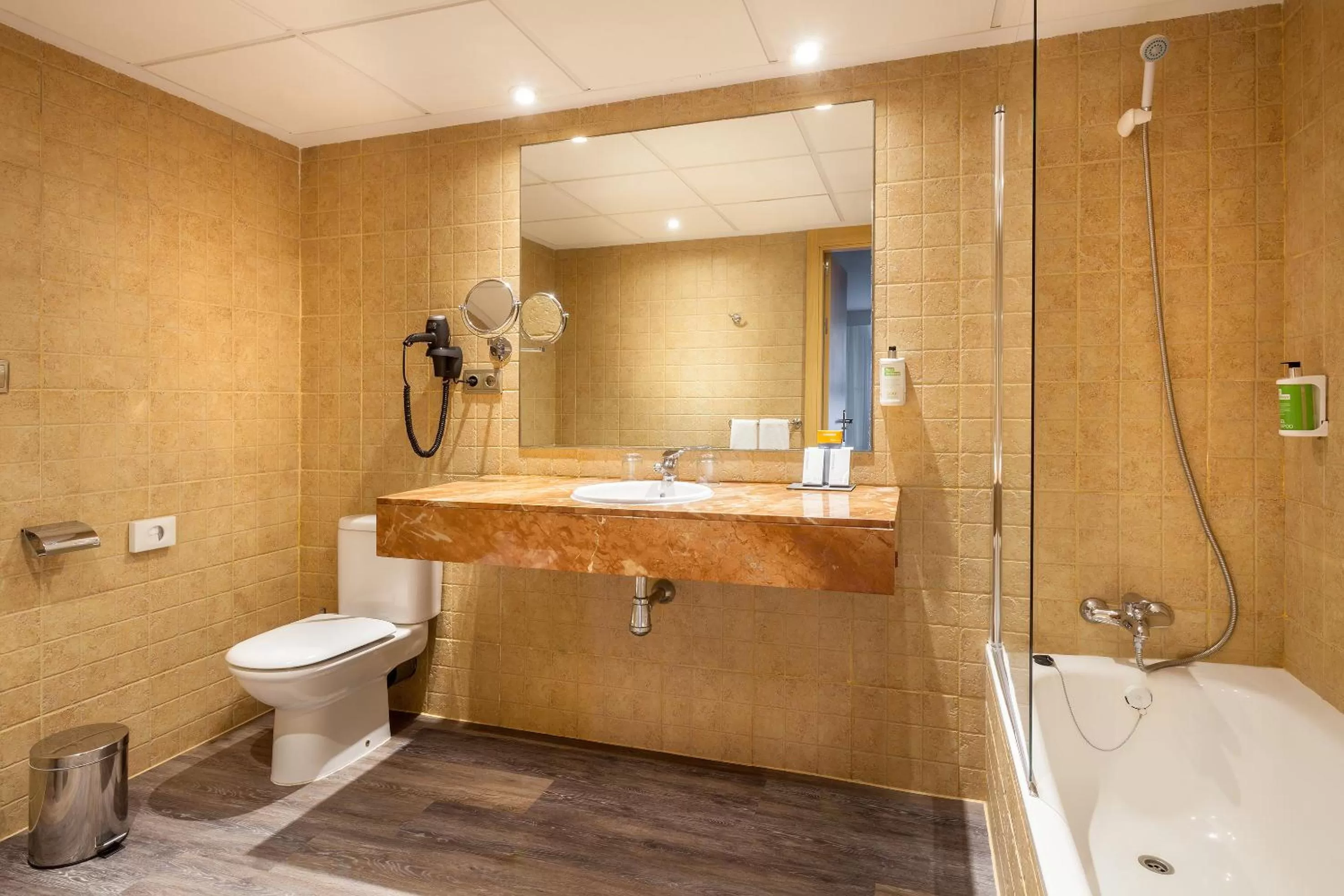 Bathroom in Sol Lanzarote - All Inclusive