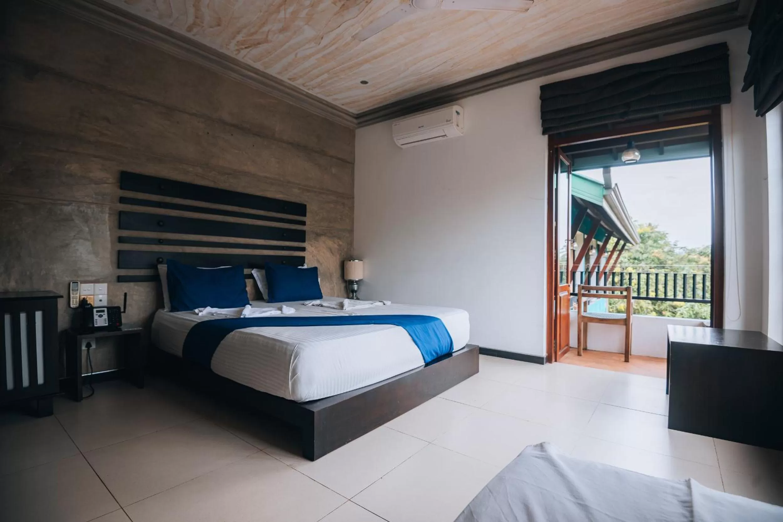 Balcony/Terrace, Bed in Summer Side